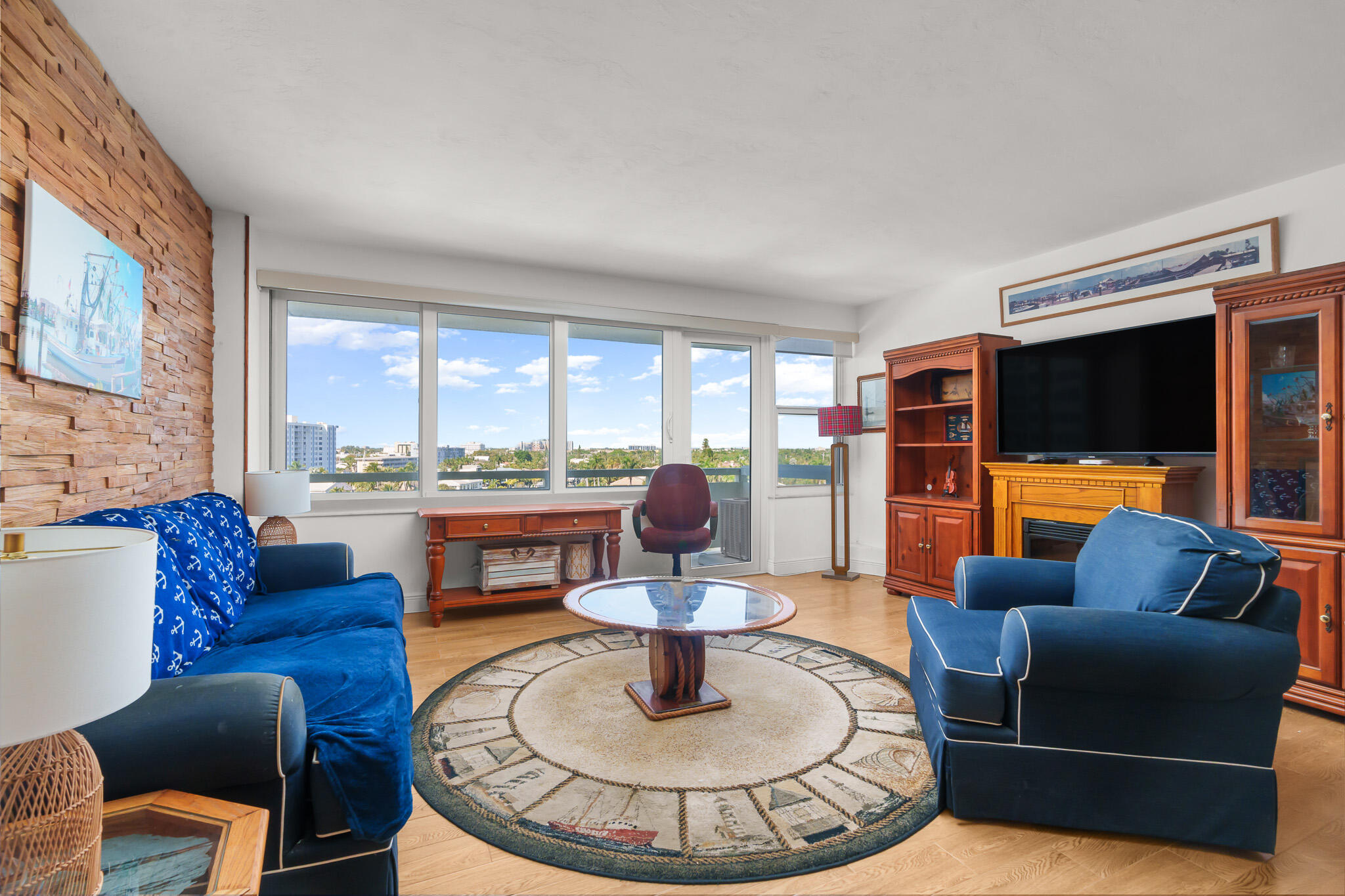 3200 NE 36th Street 703