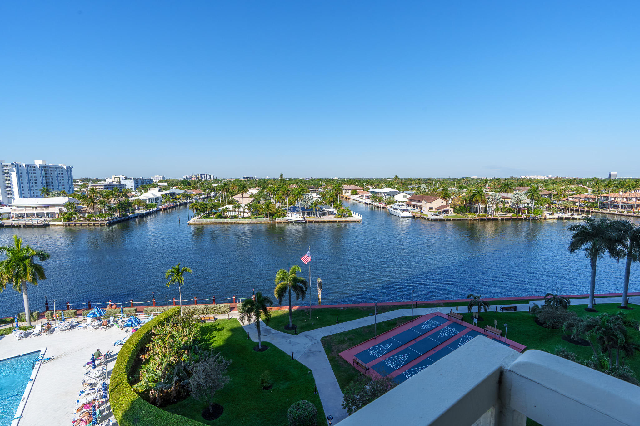 3200 NE 36th Street 703