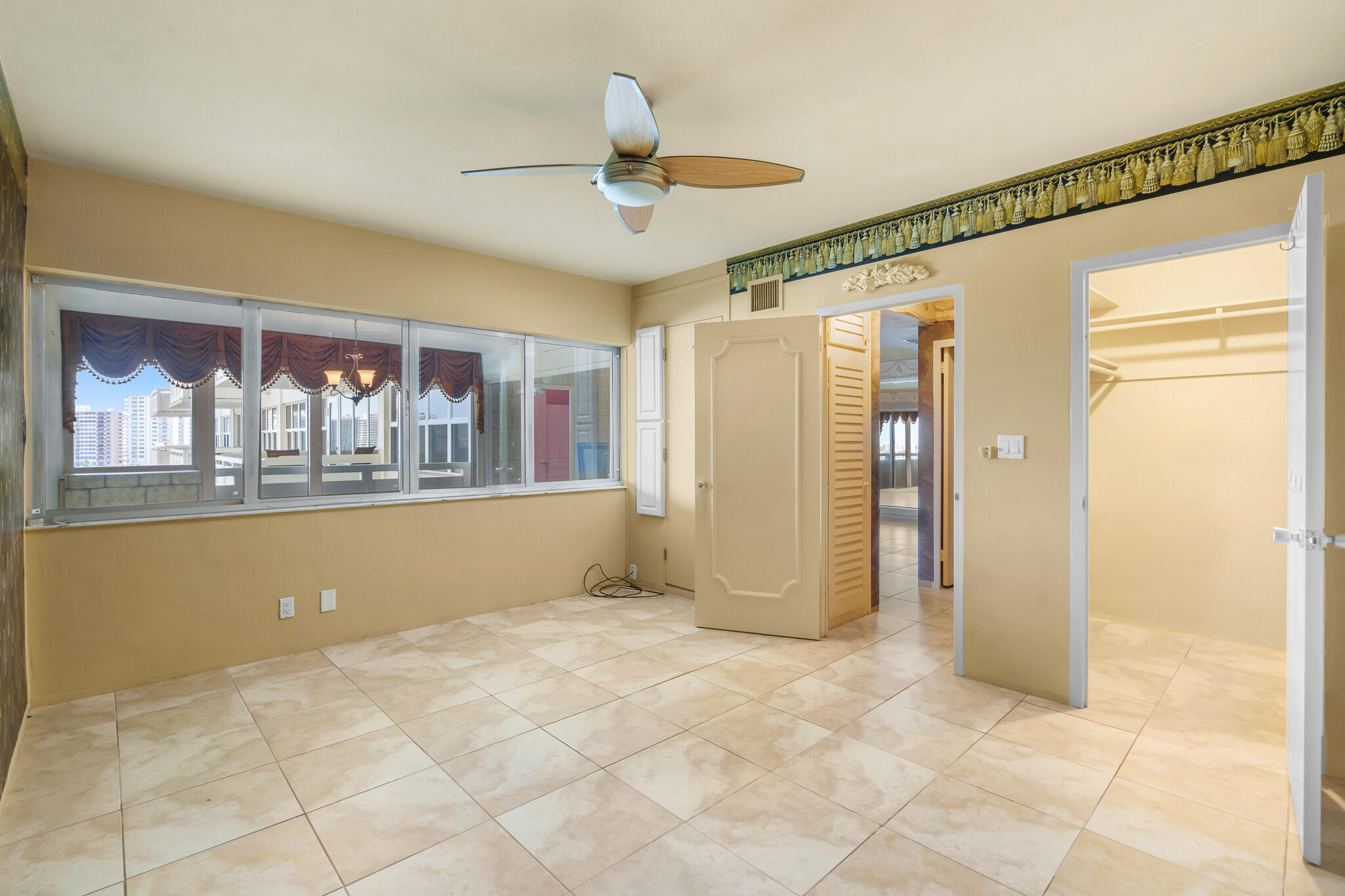 3200 NE 36th Street 1012