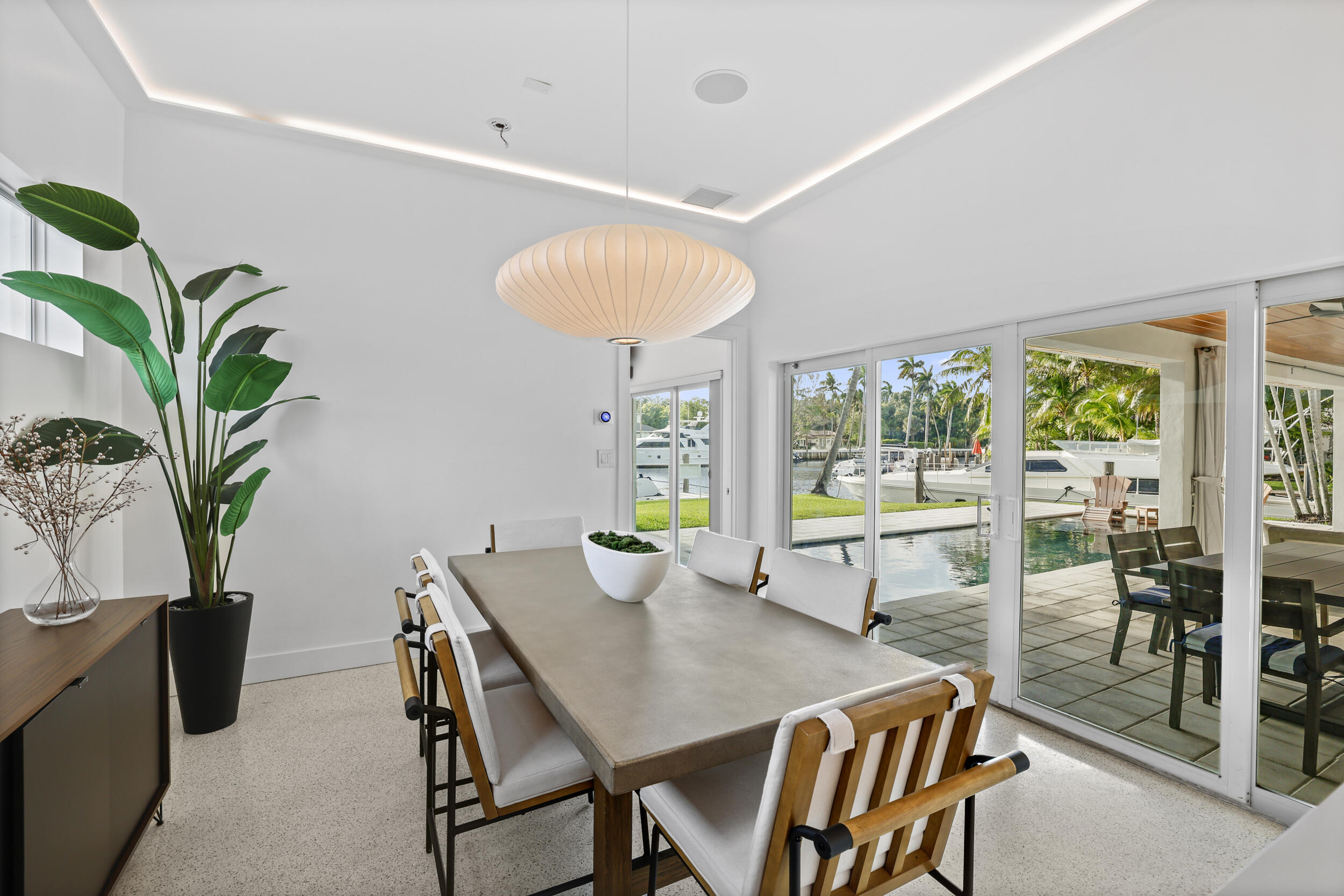 1321 Tangelo Isle