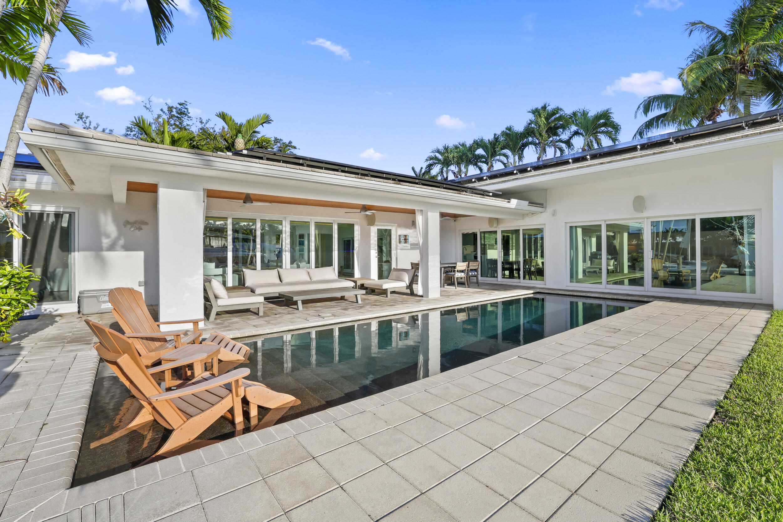 1321 Tangelo Isle