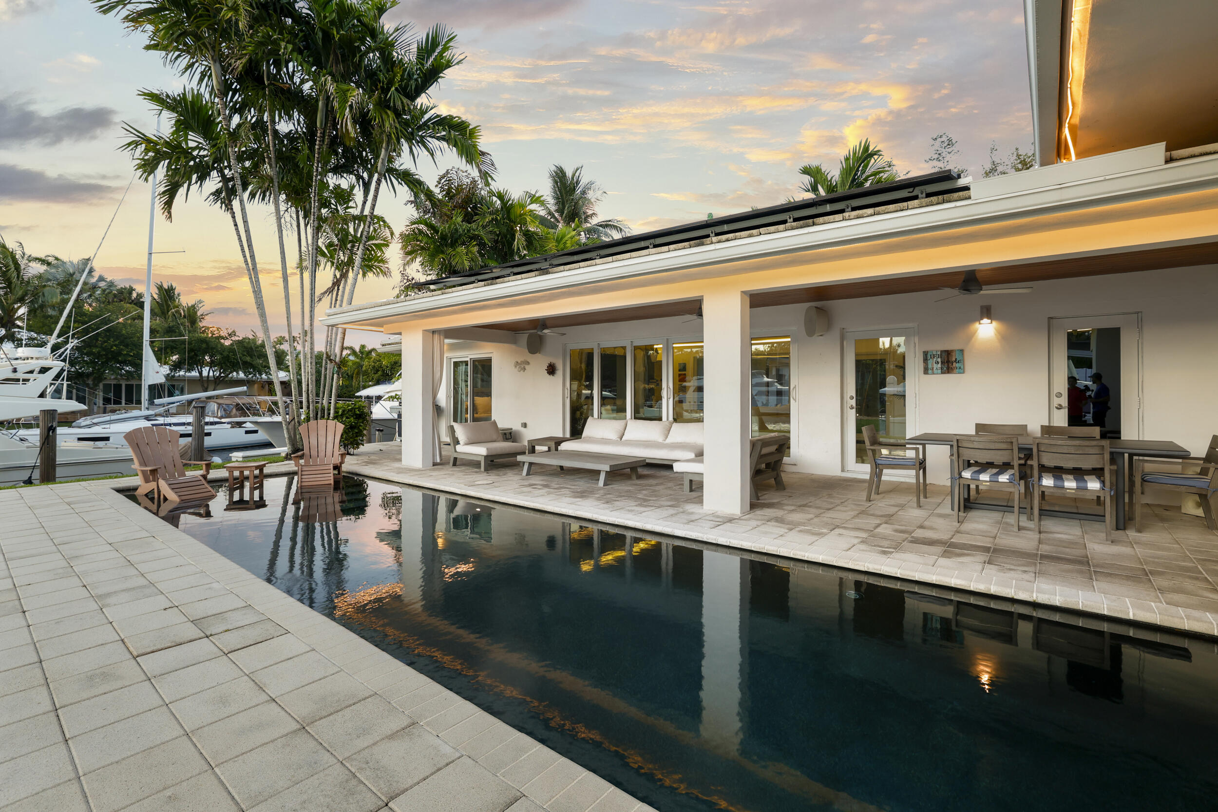 1321 Tangelo Isle