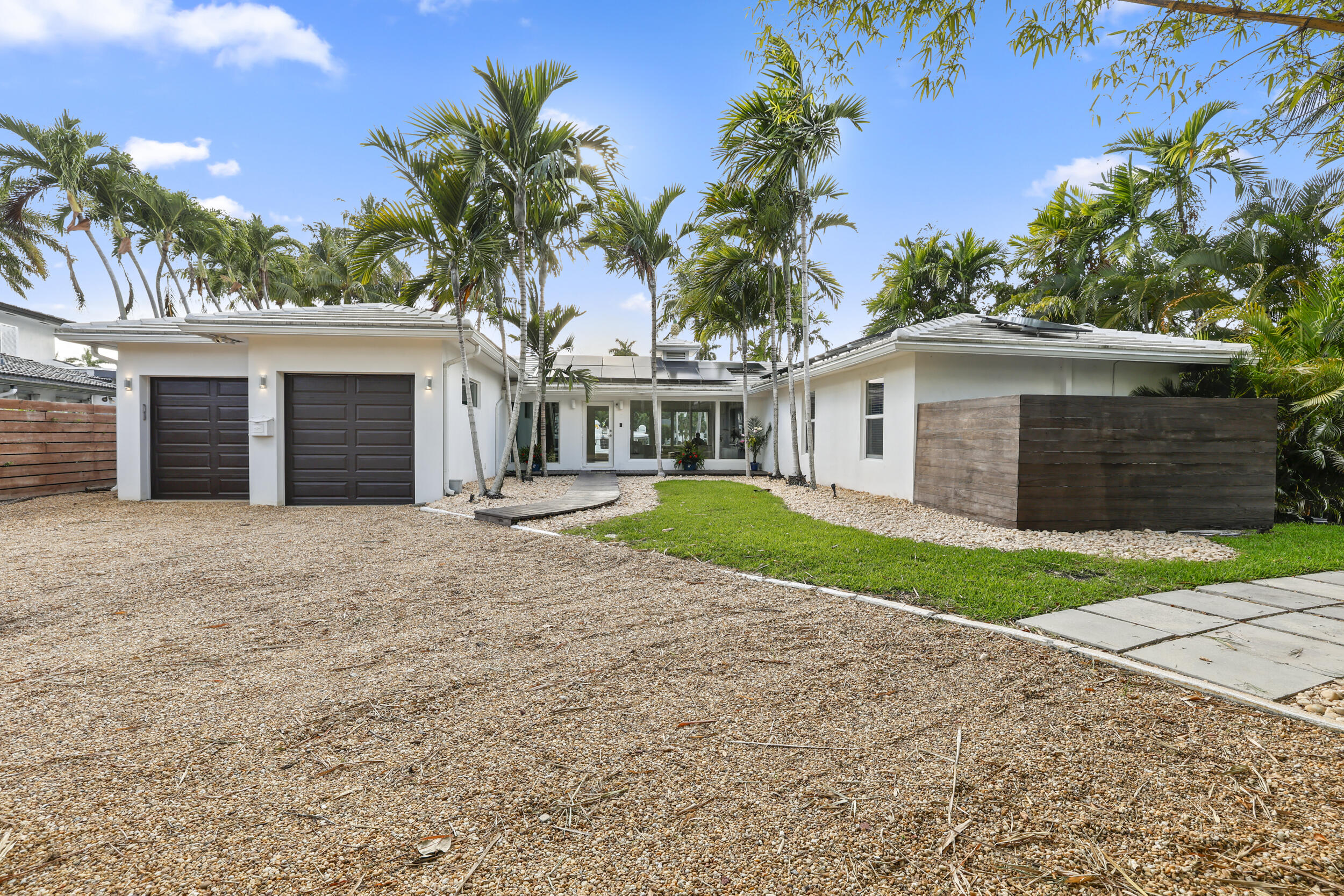1321 Tangelo Isle