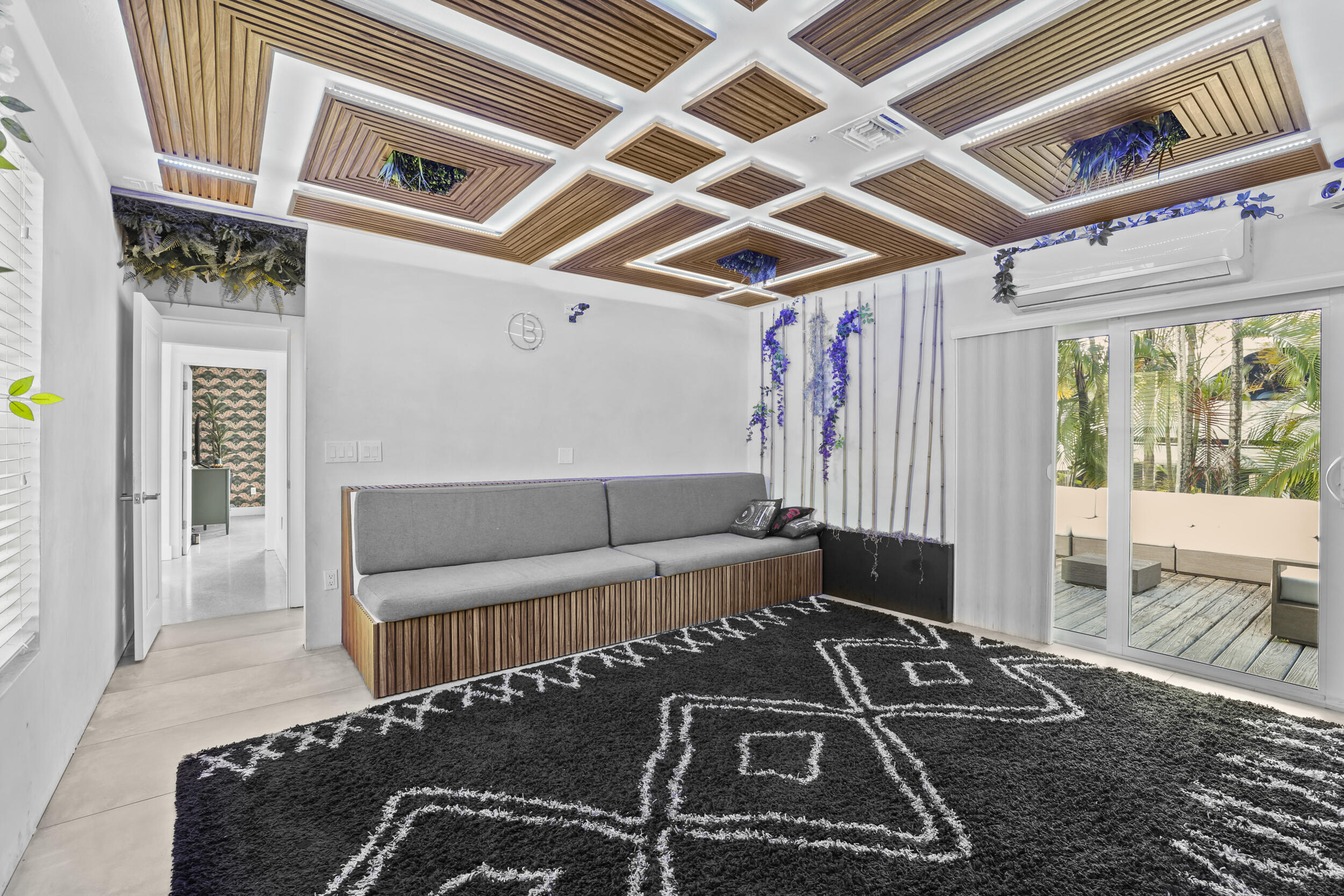 1321 Tangelo Isle