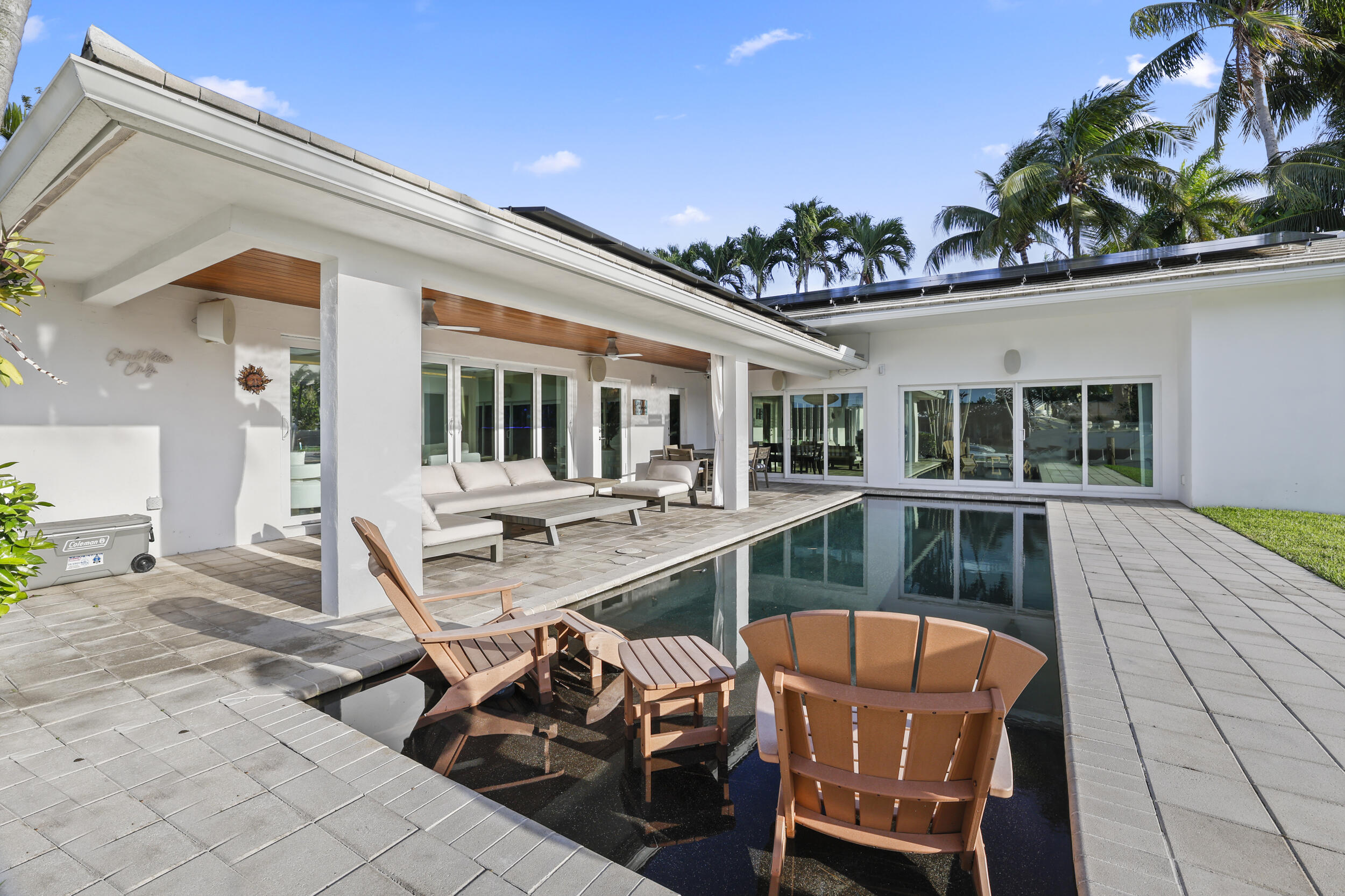 1321 Tangelo Isle