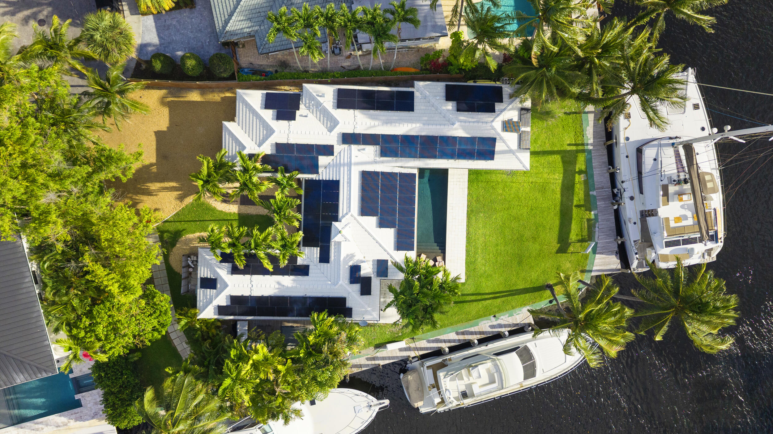 1321 Tangelo Isle