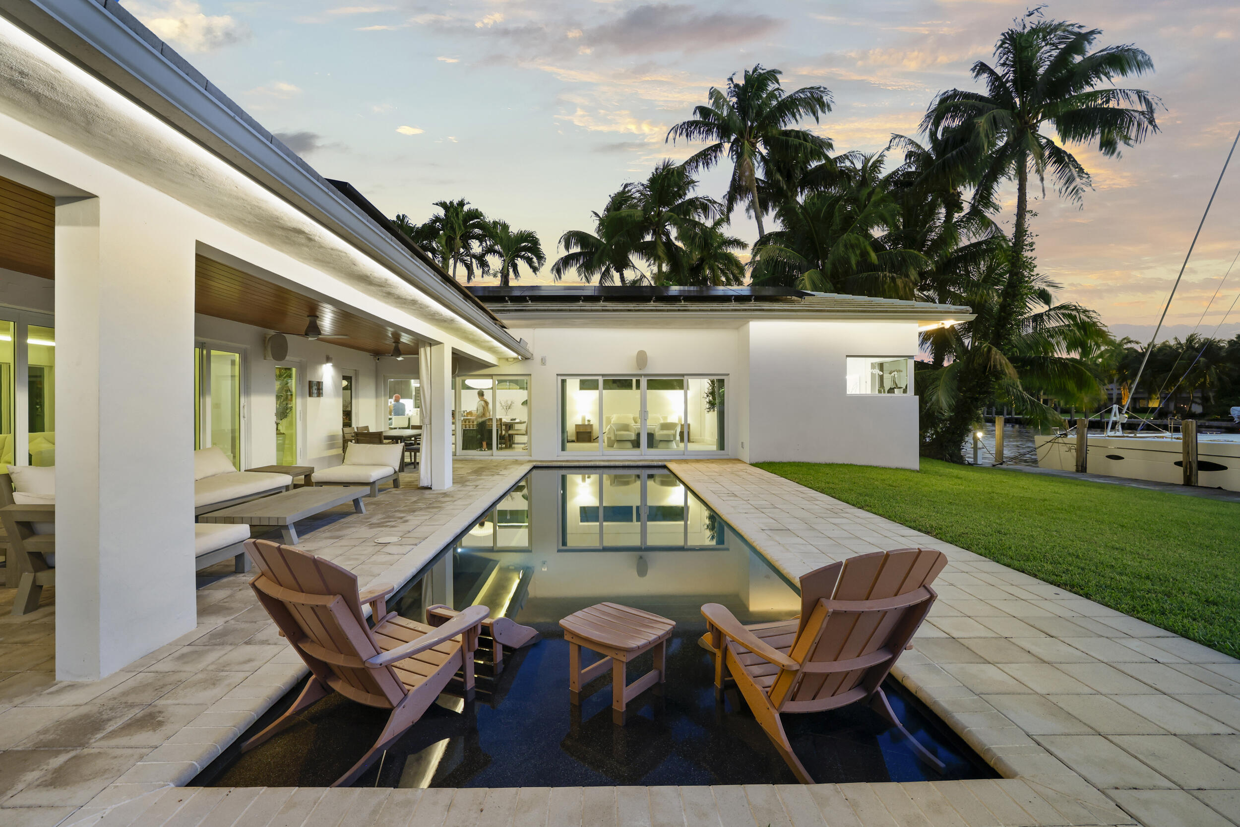 1321 Tangelo Isle