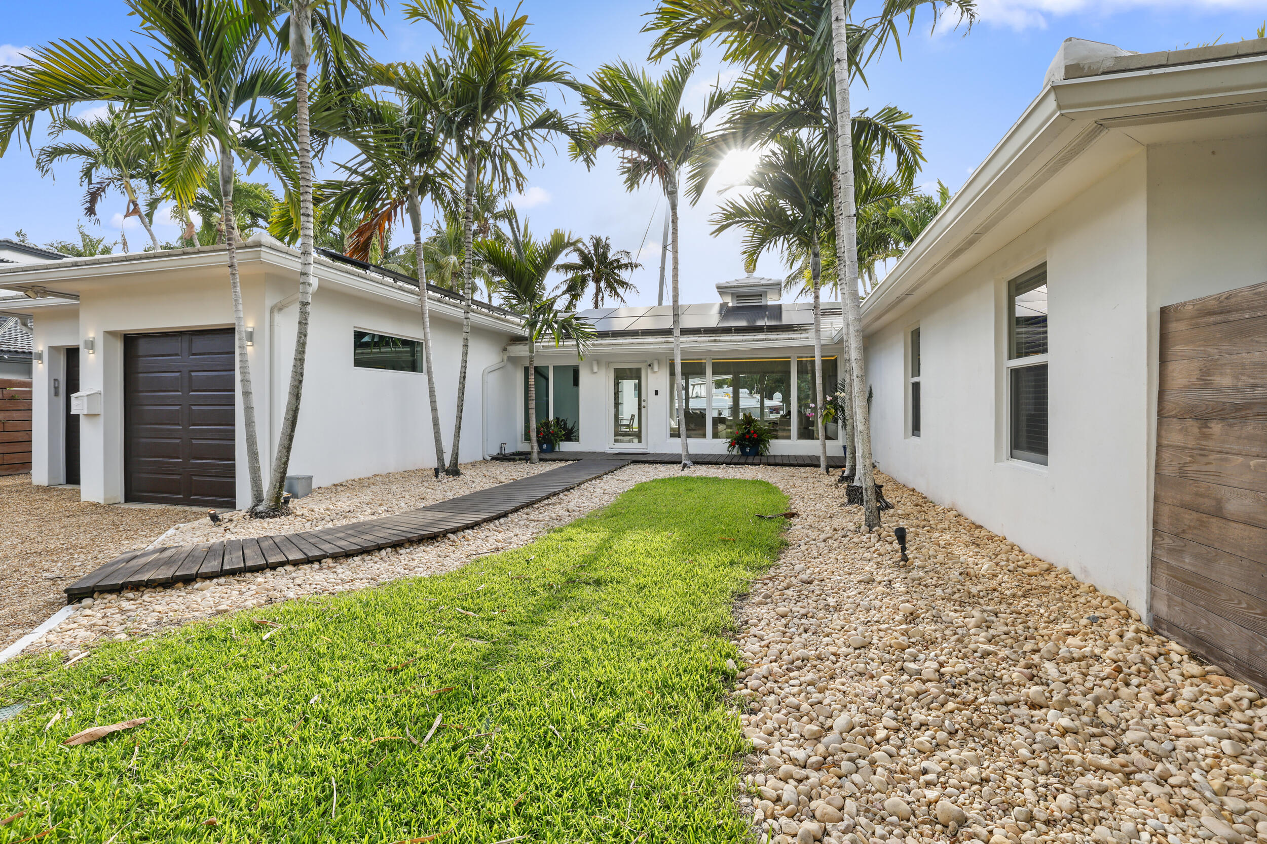 1321 Tangelo Isle