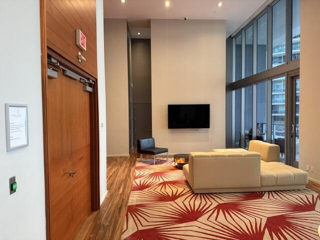 1300 BRICKELL BAY 2105