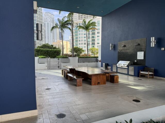 1300 BRICKELL BAY 2105