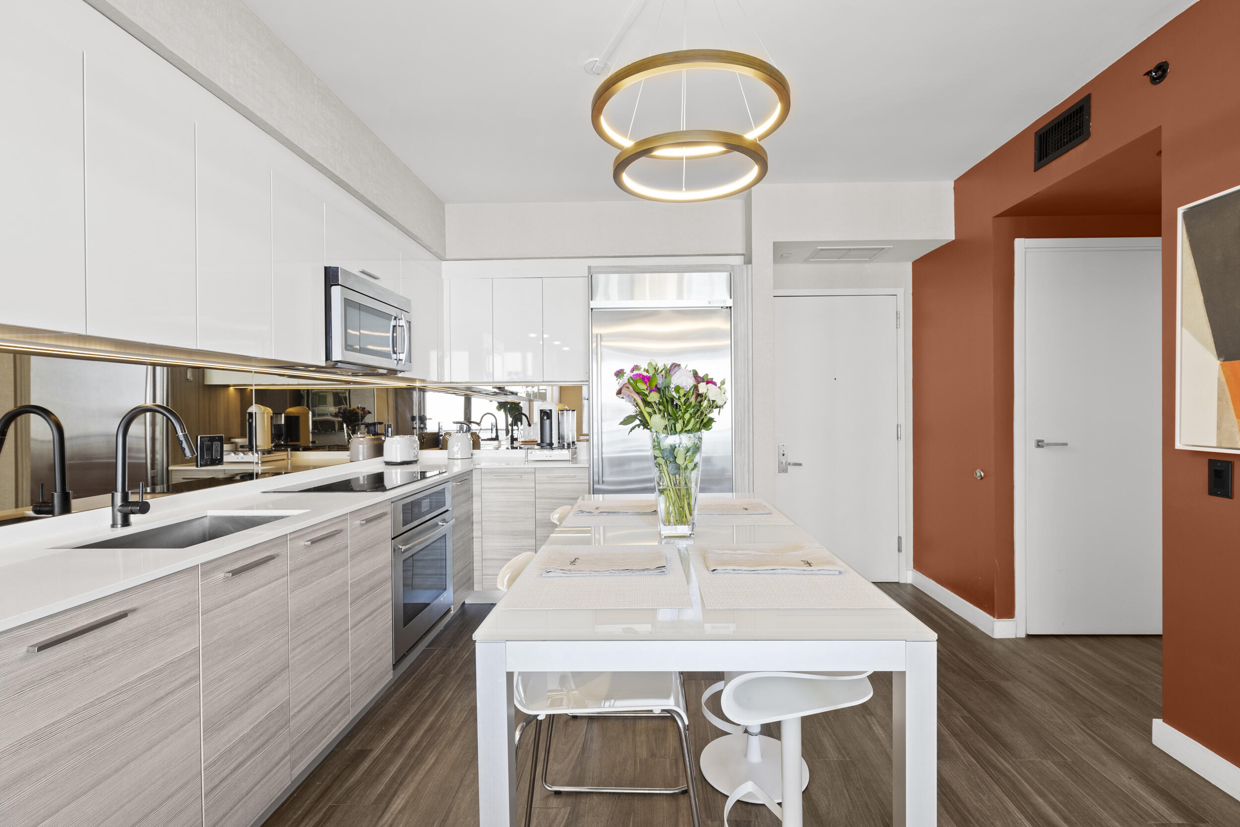 1300 BRICKELL BAY 2105