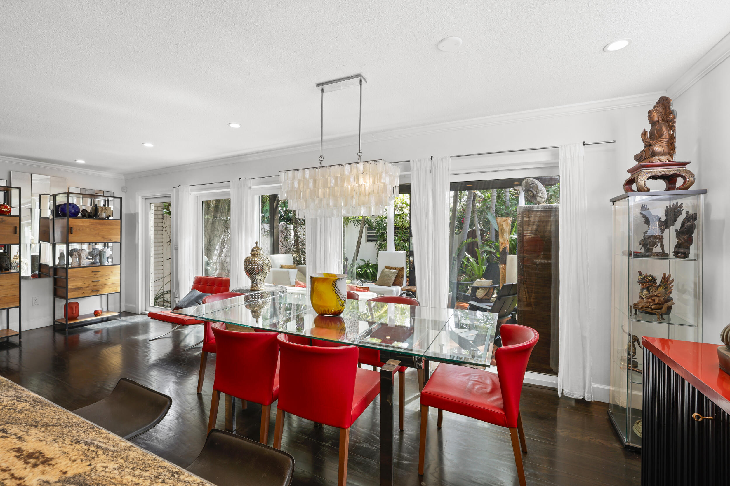 7 Middlesex Drive
