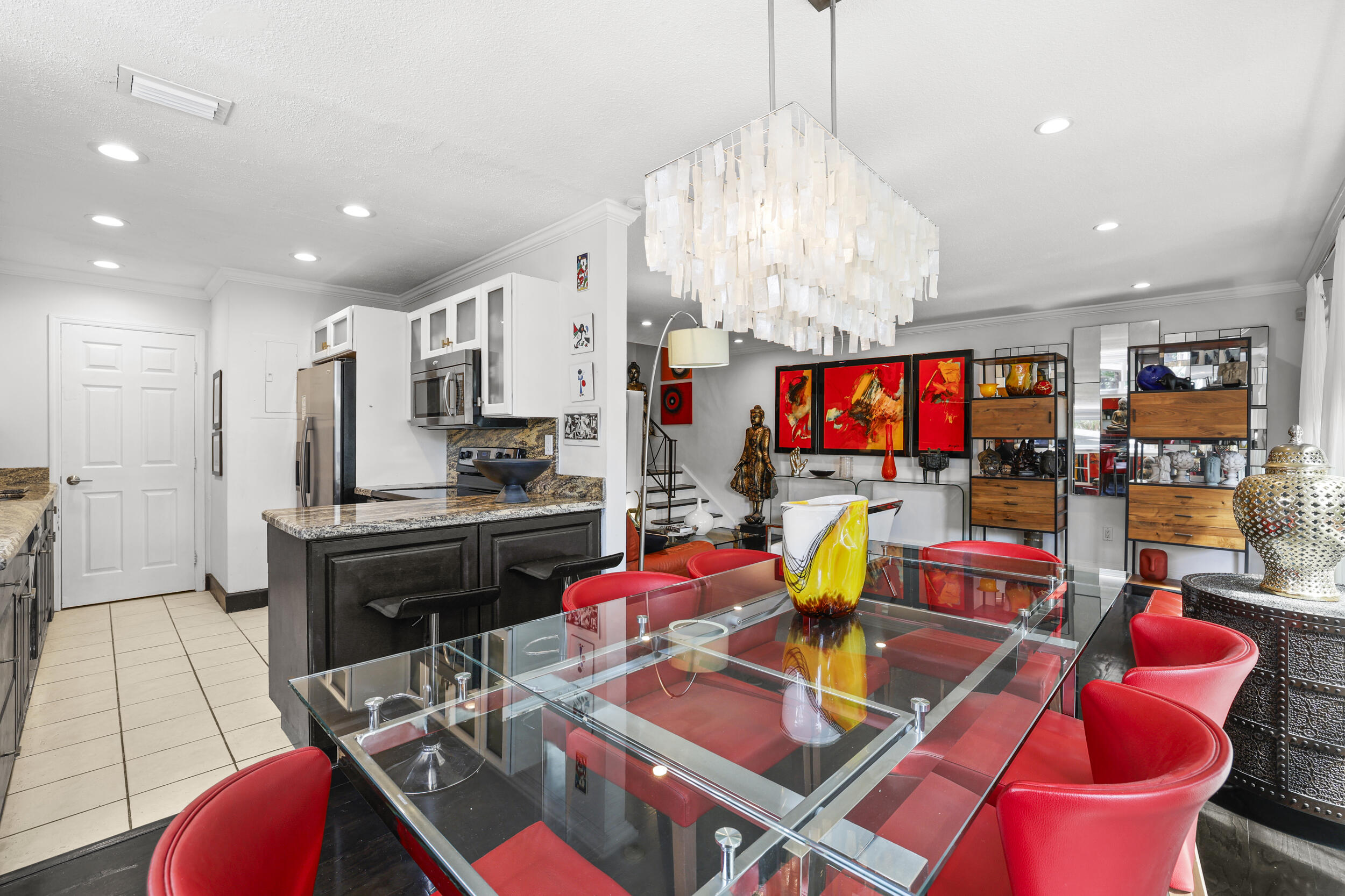 7 Middlesex Drive