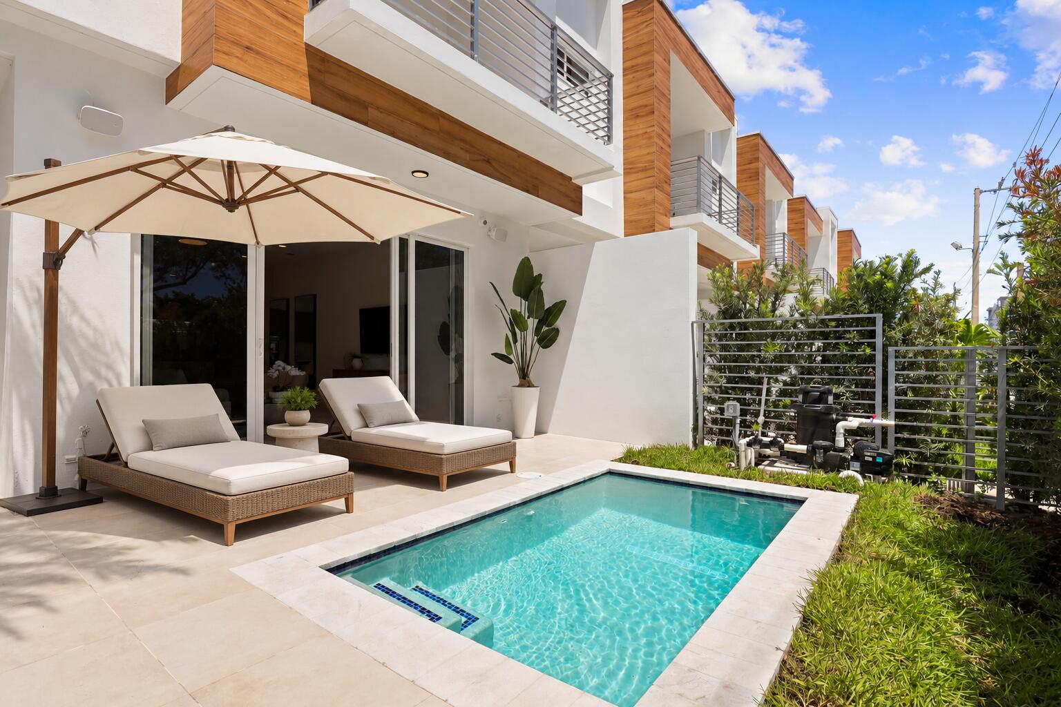 1807 NE 13 Street 1807
