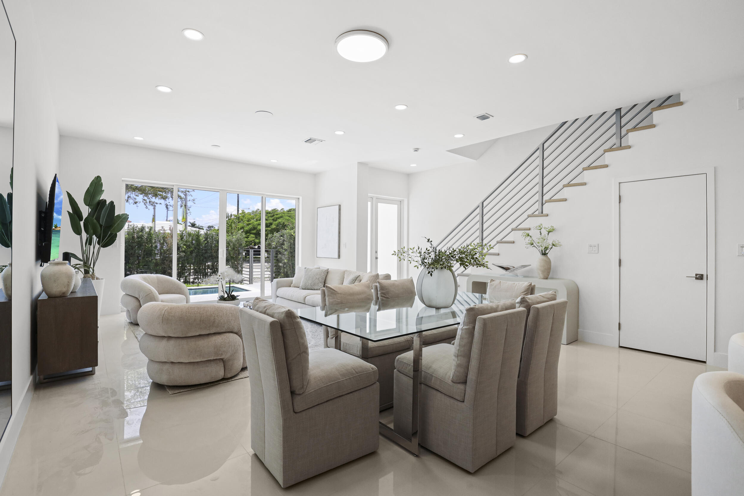 1807 NE 13 Street 1807