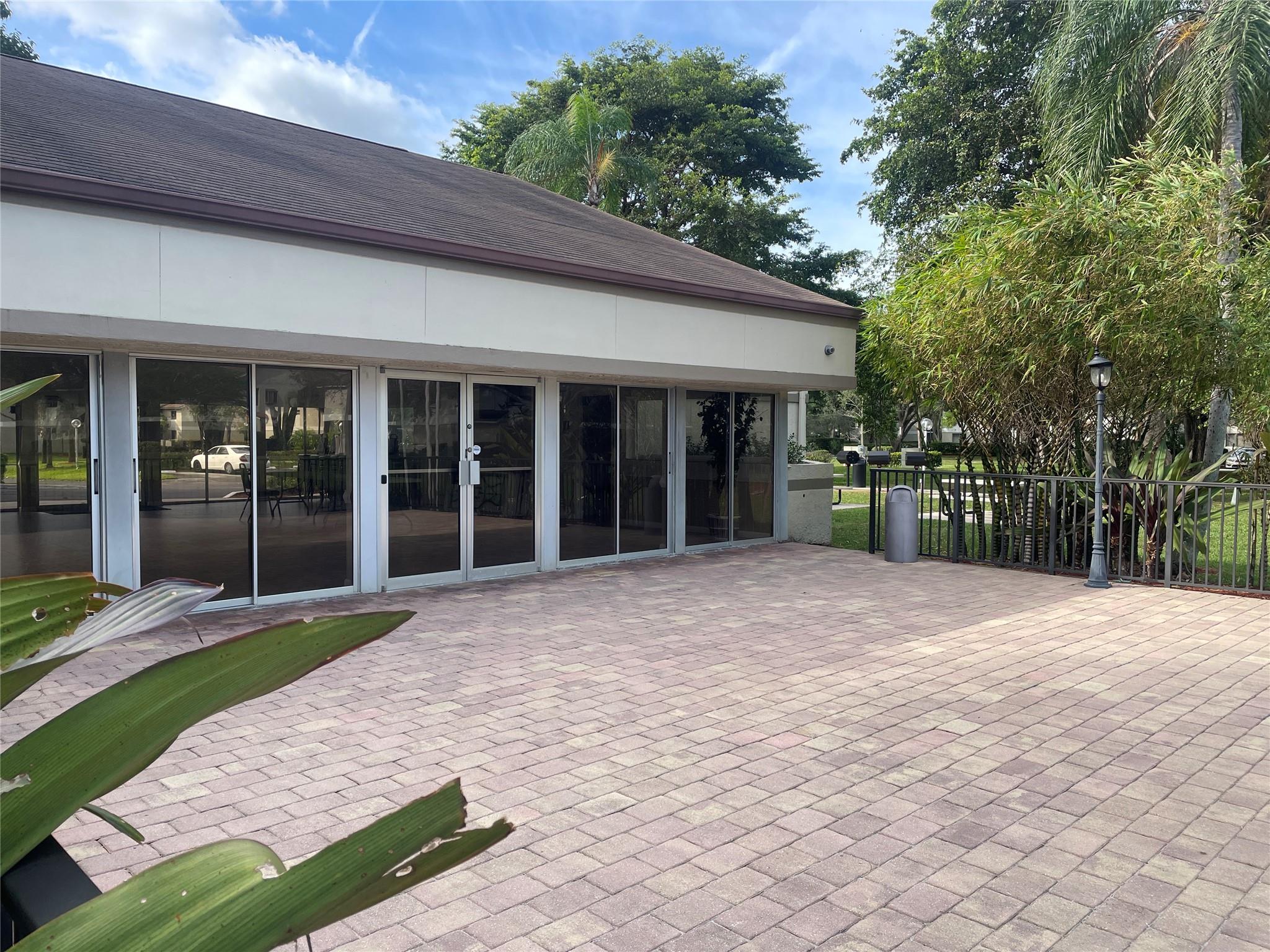 313 Gardens Dr Unit: 104