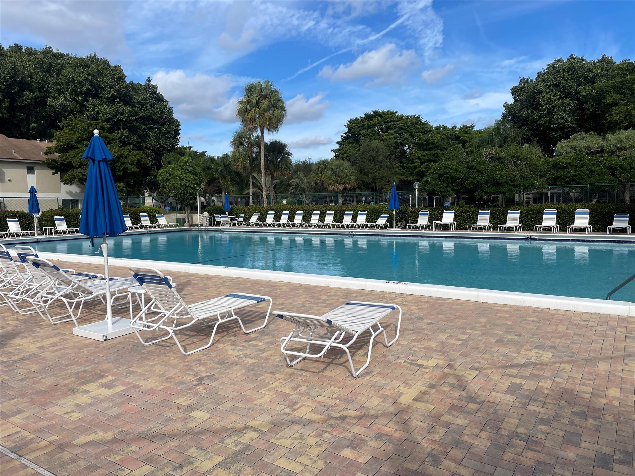 313 Gardens Dr Unit: 104