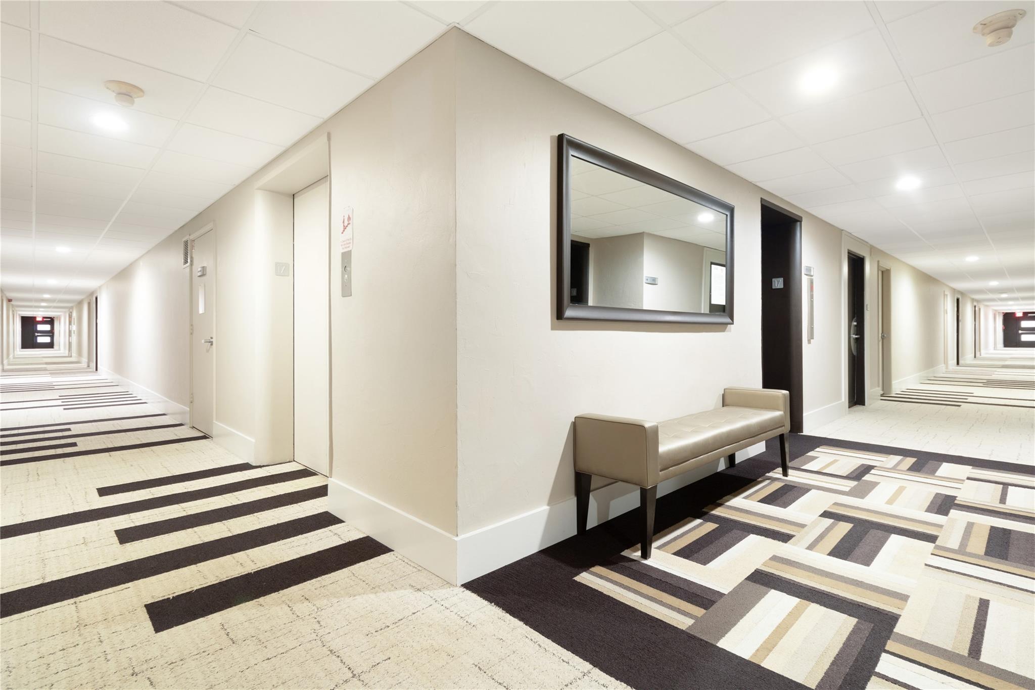 3300 NE 36th St 1220