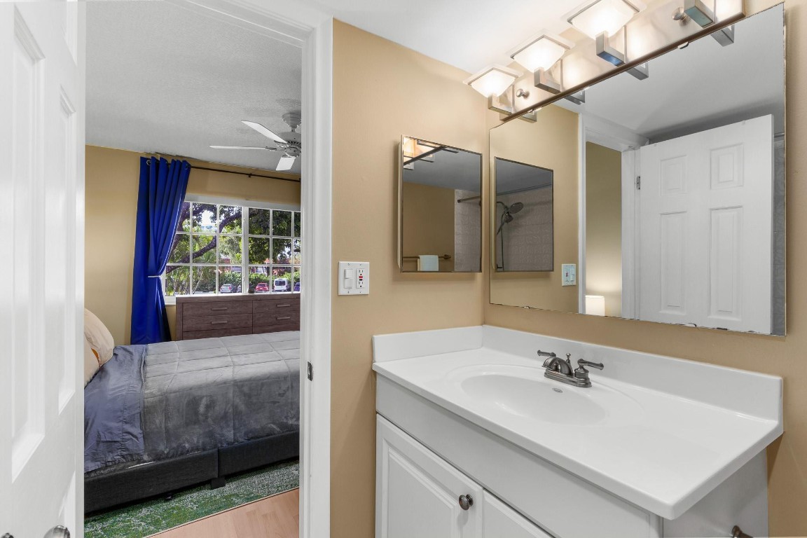 1951 NE 2nd Ave Unit: 217I