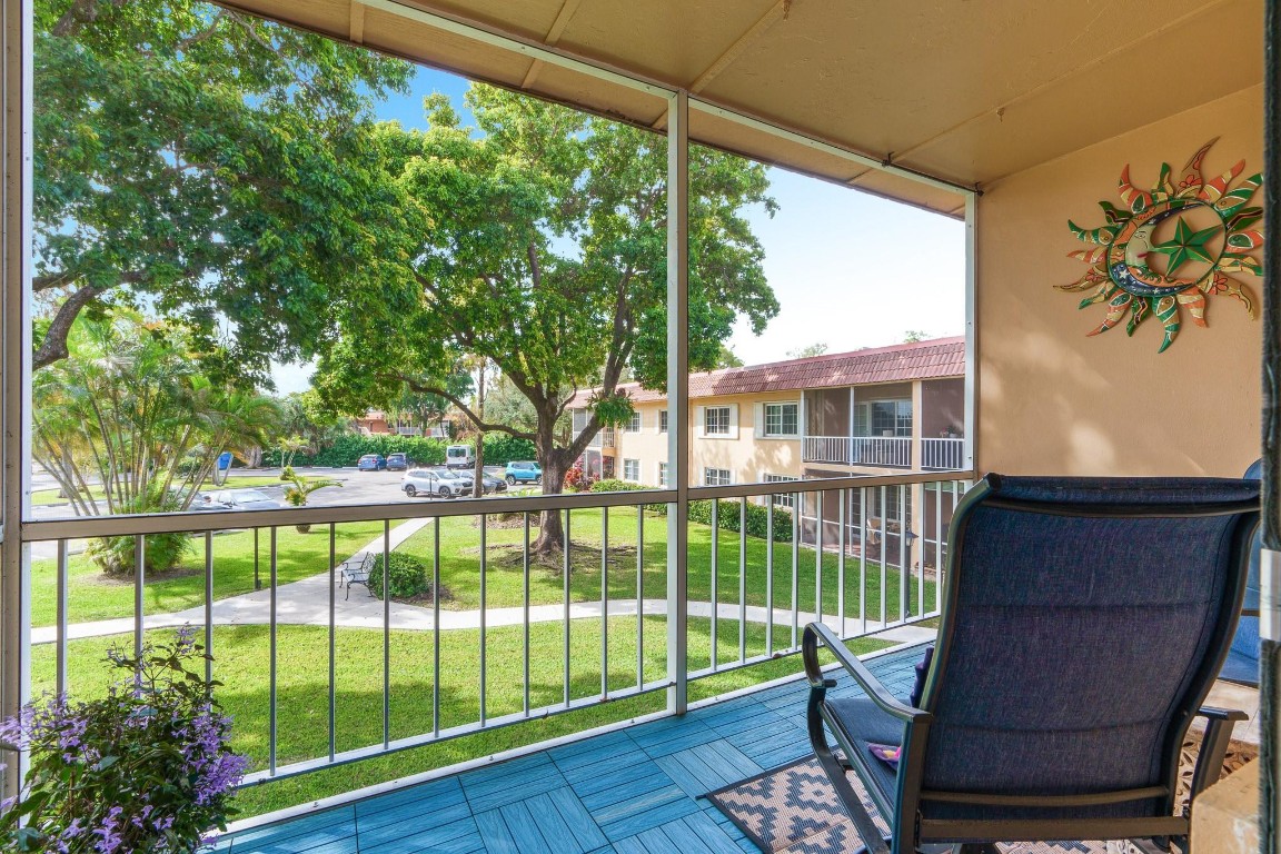 1951 NE 2nd Ave Unit: 217I