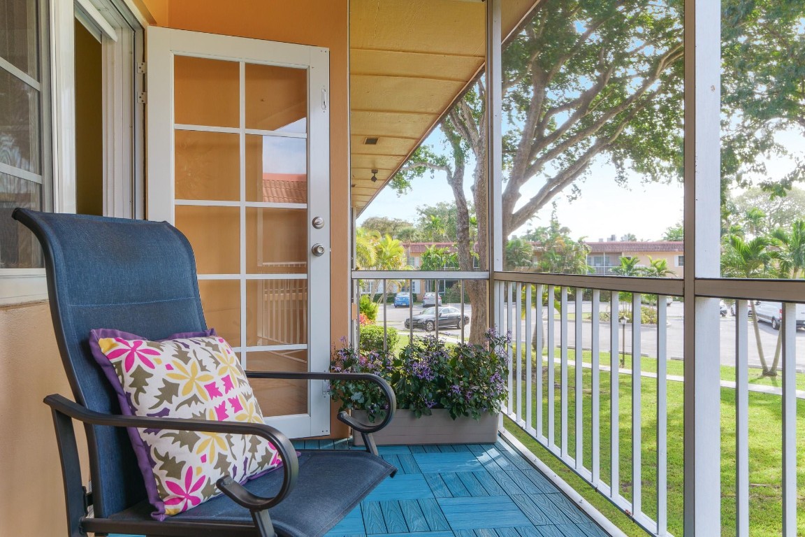 1951 NE 2nd Ave Unit: 217I