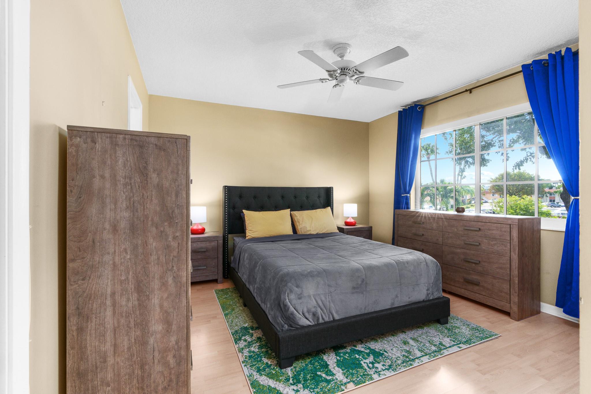 1951 NE 2nd Ave Unit: 217I