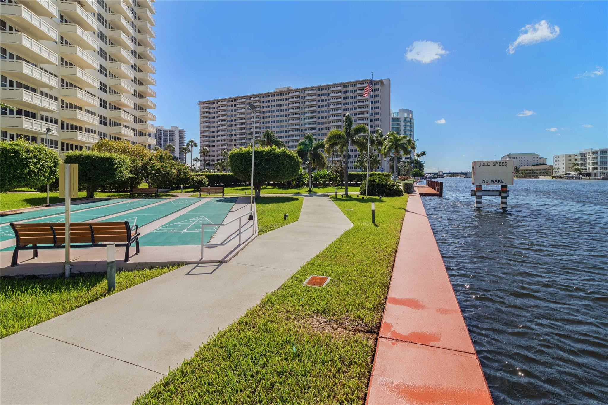 3200 NE 36th St 607