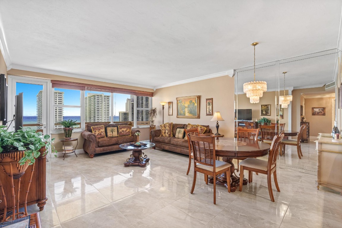 3333 NE 34th St 1214