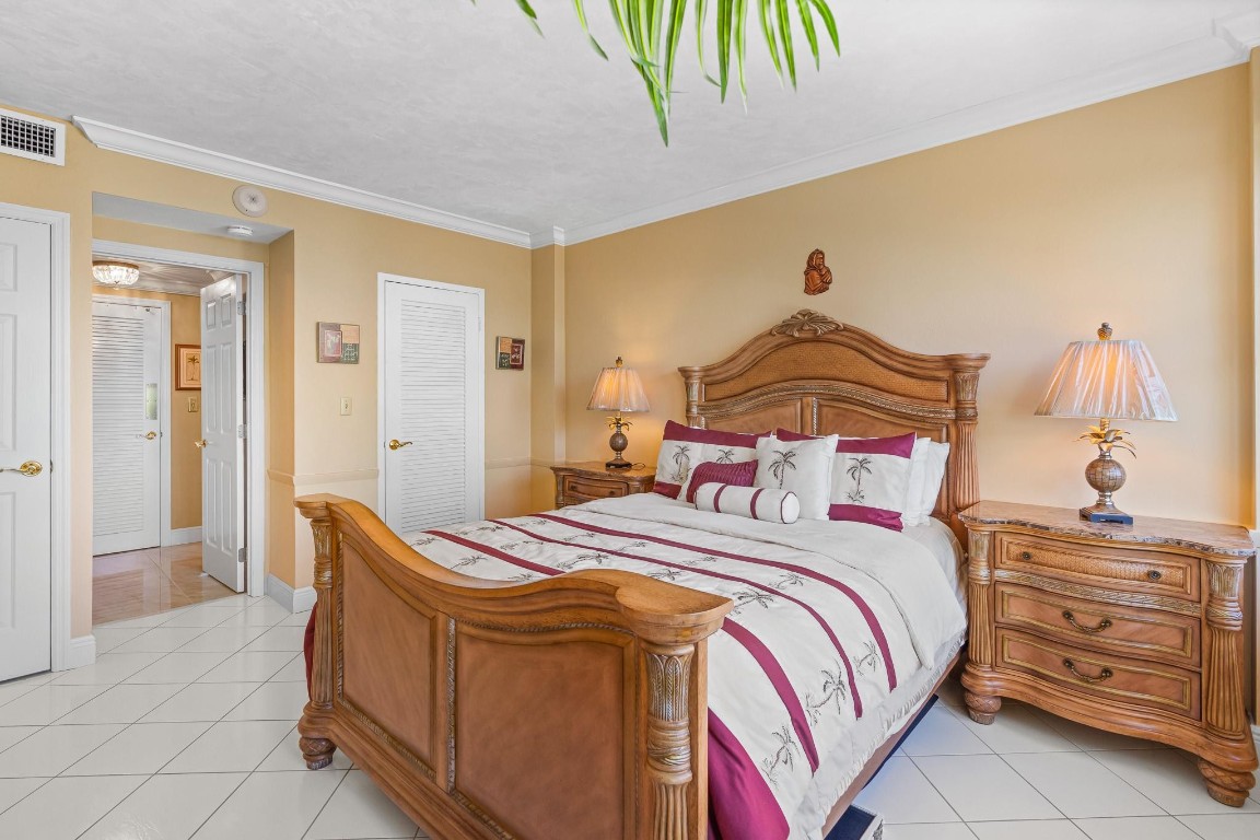 3333 NE 34th St 1214