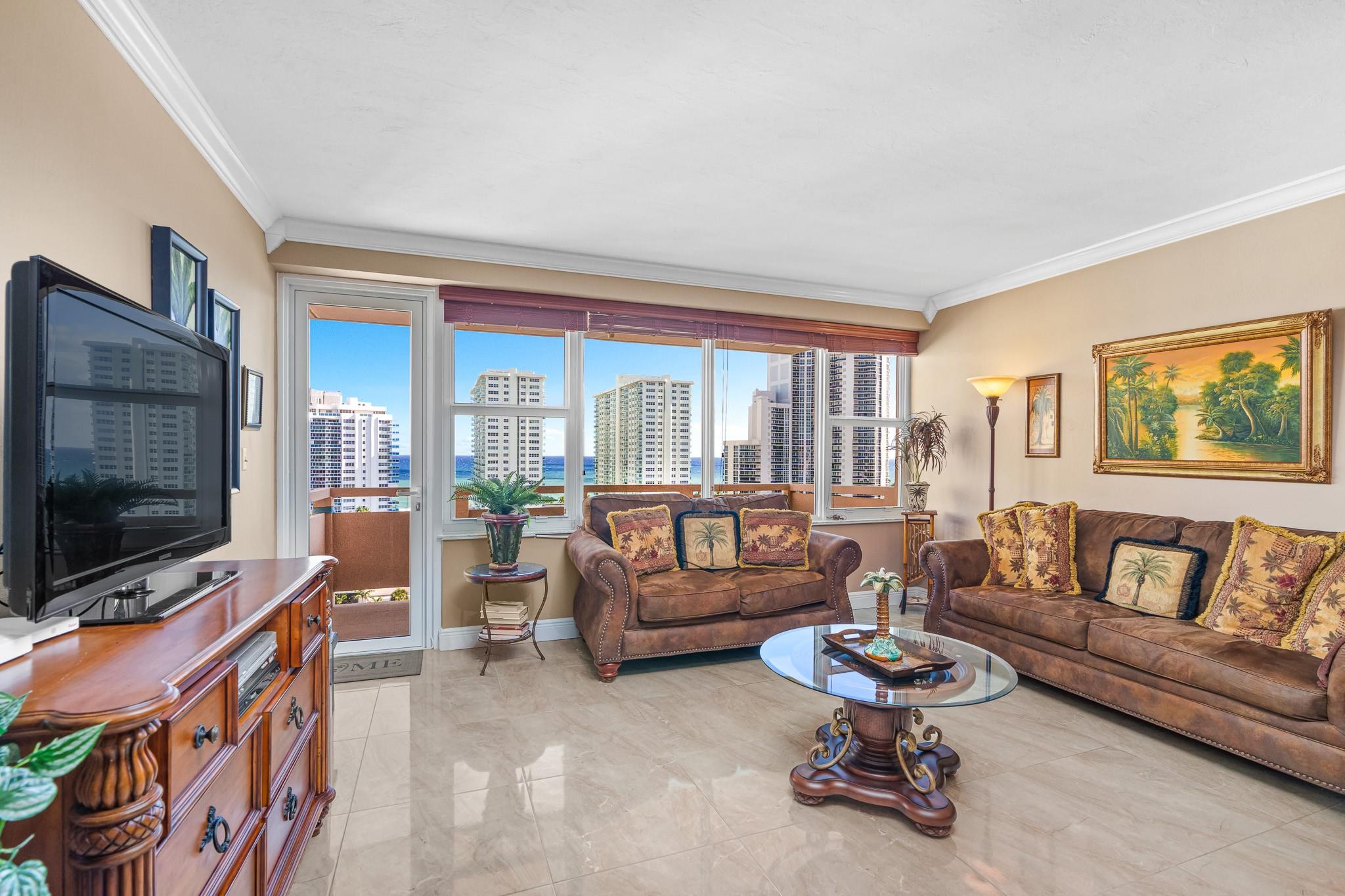 3333 NE 34th St 1214