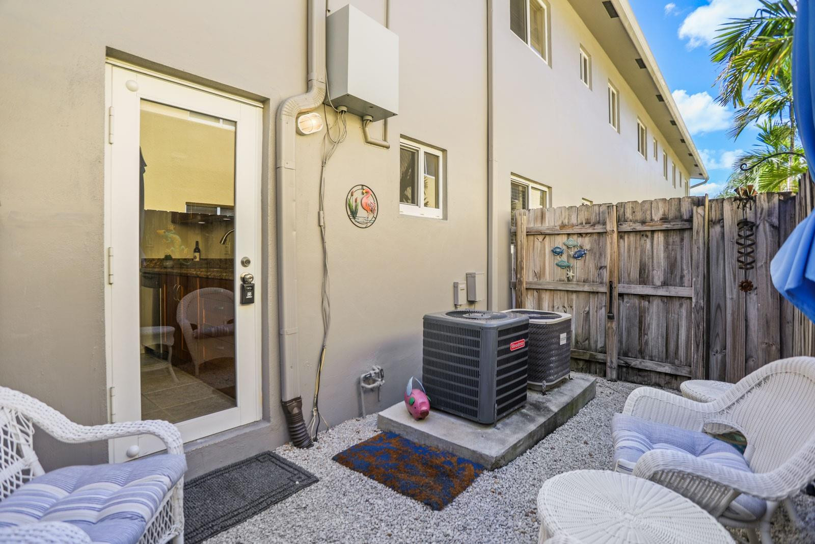 2643 NE 8th Ave Unit: 4