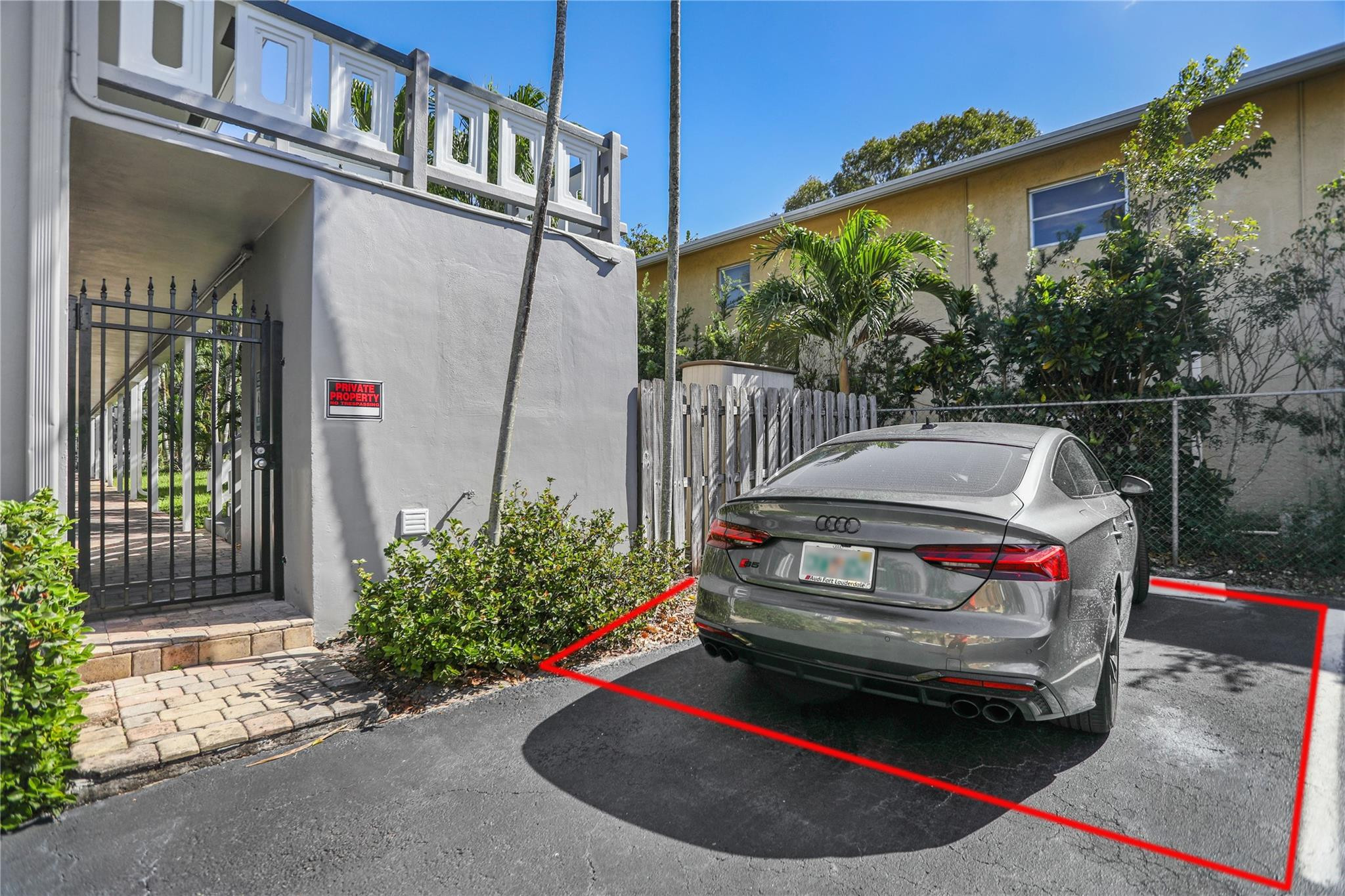 2643 NE 8th Ave Unit: 4