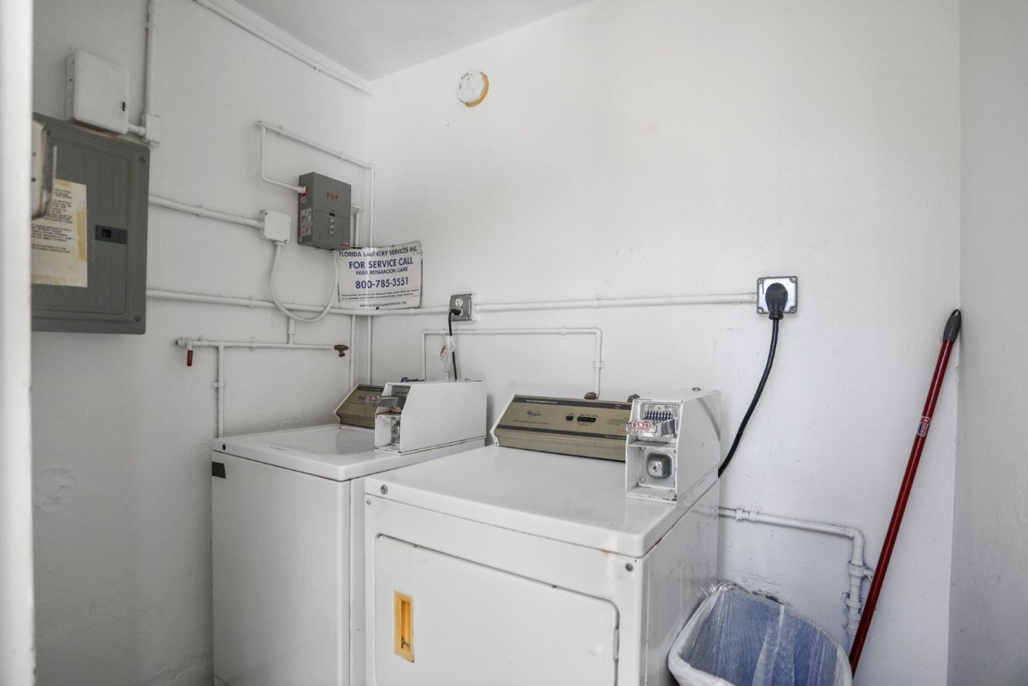 2643 NE 8th Ave Unit: 4