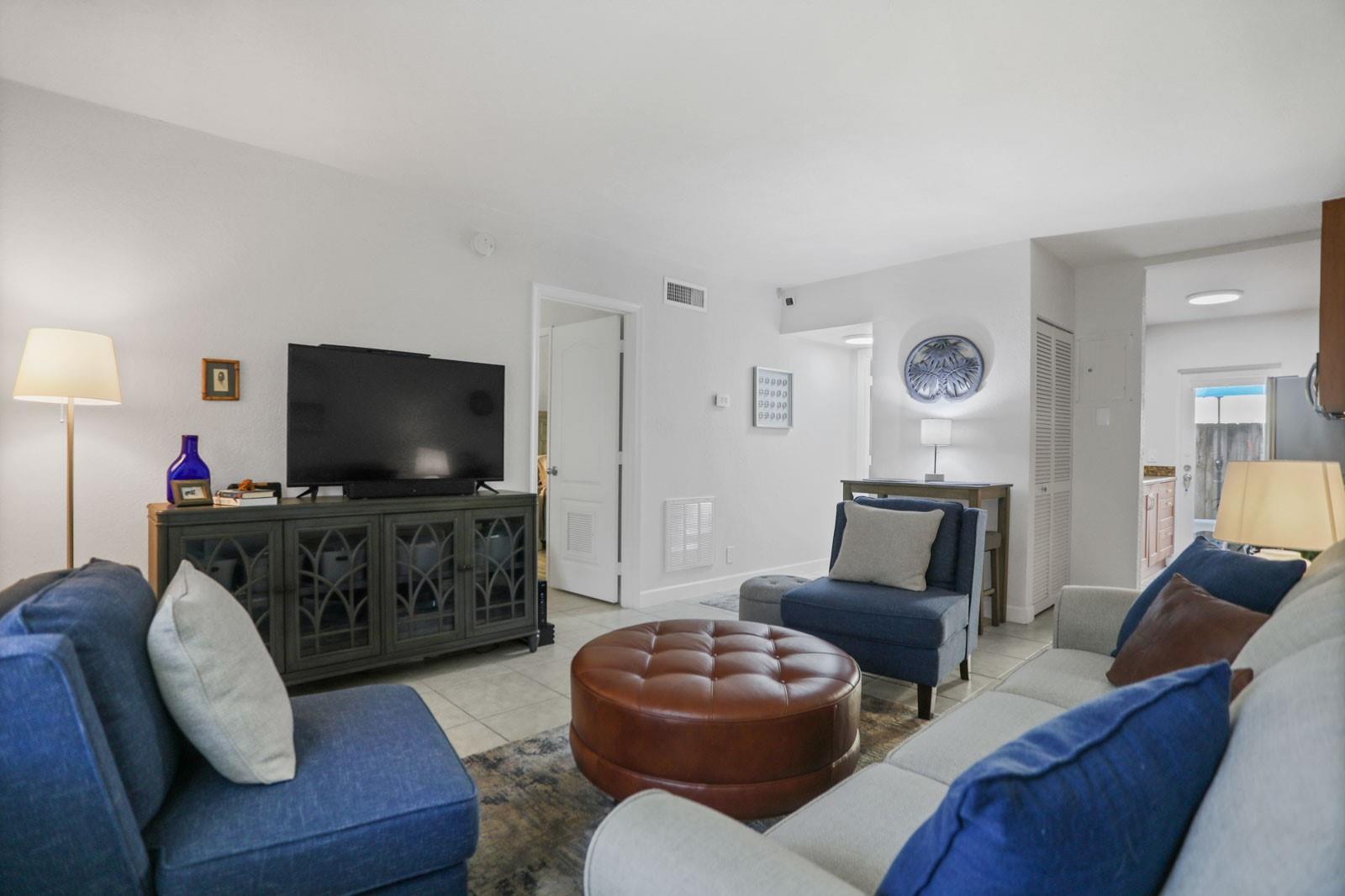 2643 NE 8th Ave Unit: 4