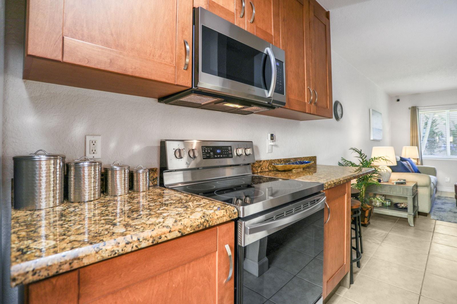 2643 NE 8th Ave Unit: 4