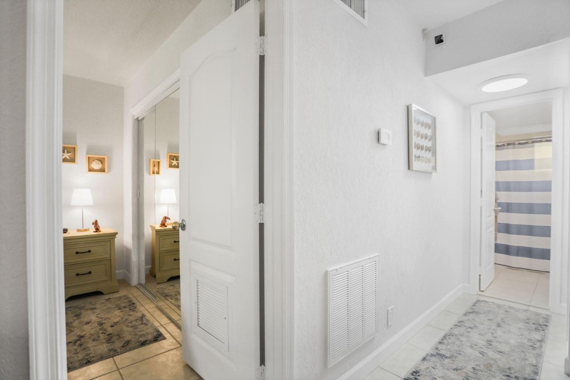 2643 NE 8th Ave Unit: 4