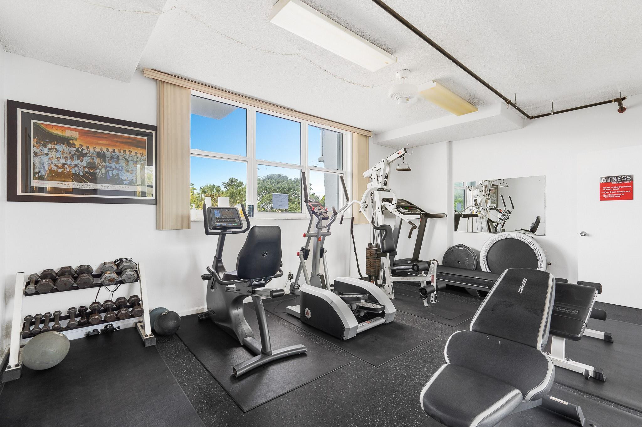 1505 N Riverside Dr 801