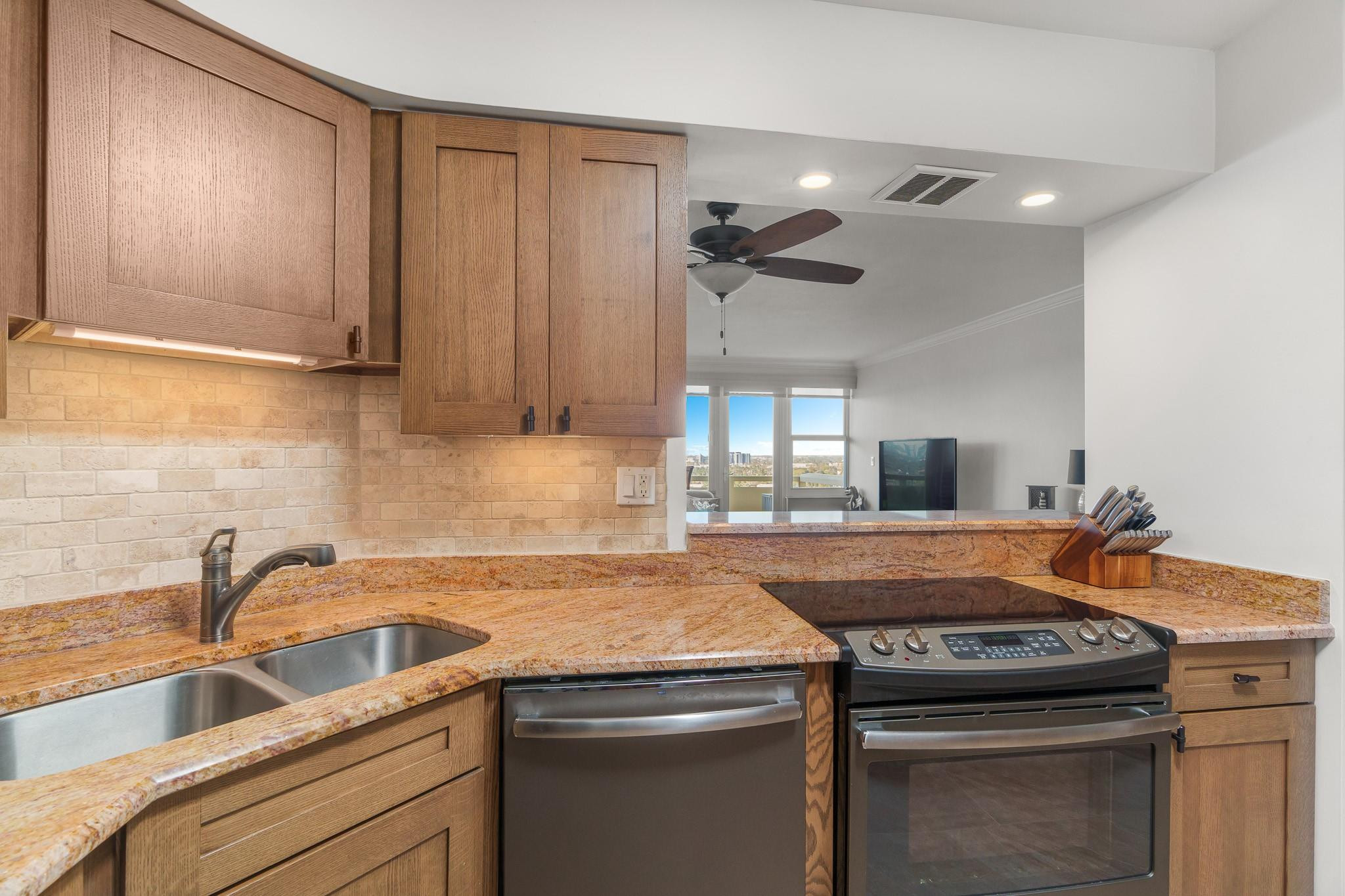 3200 NE 36th St 1402