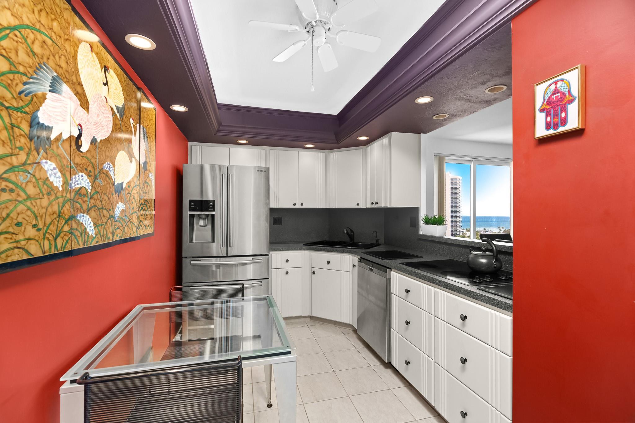 3233 NE 34th St 1609