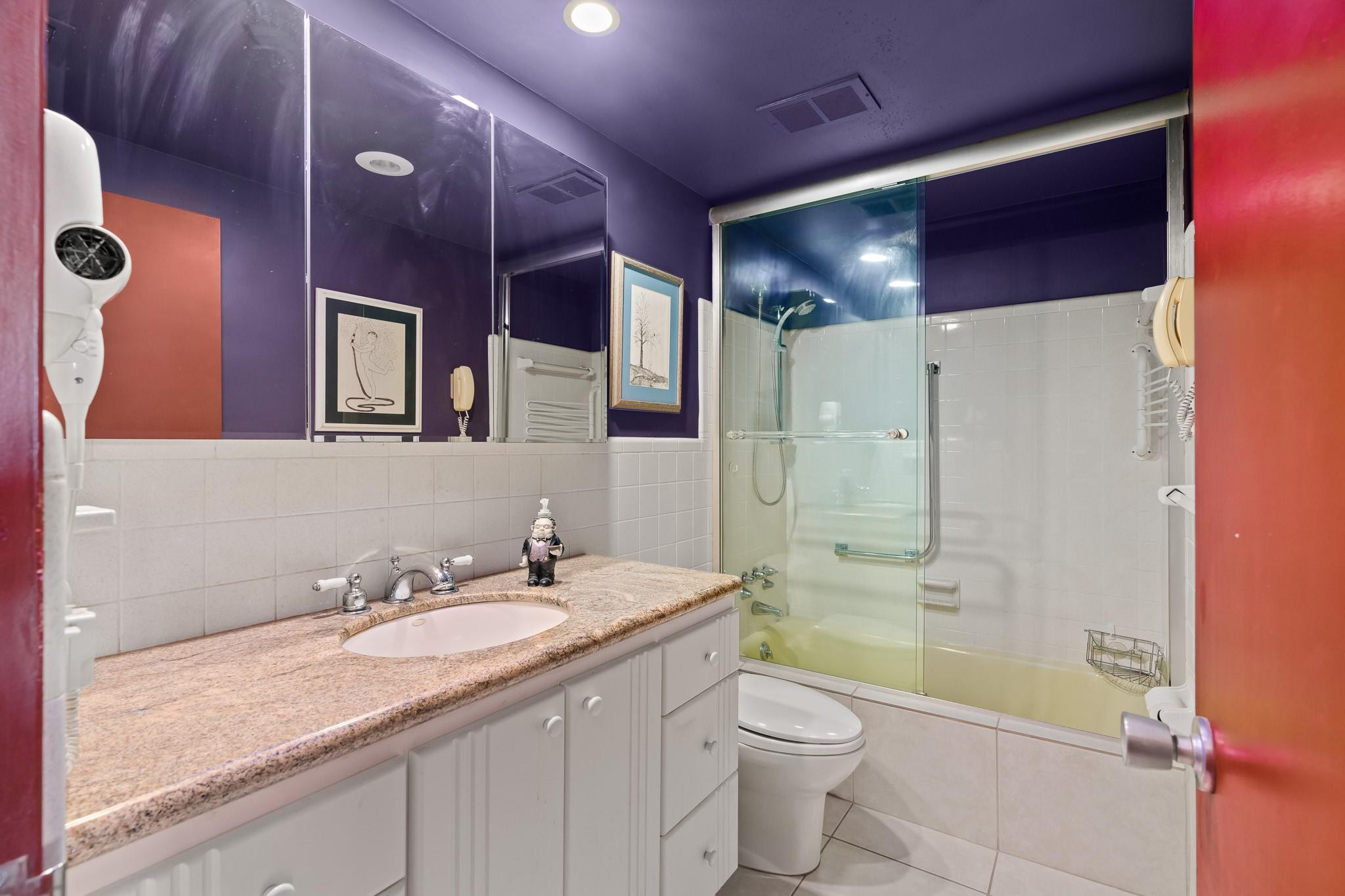 3233 NE 34th St 1609