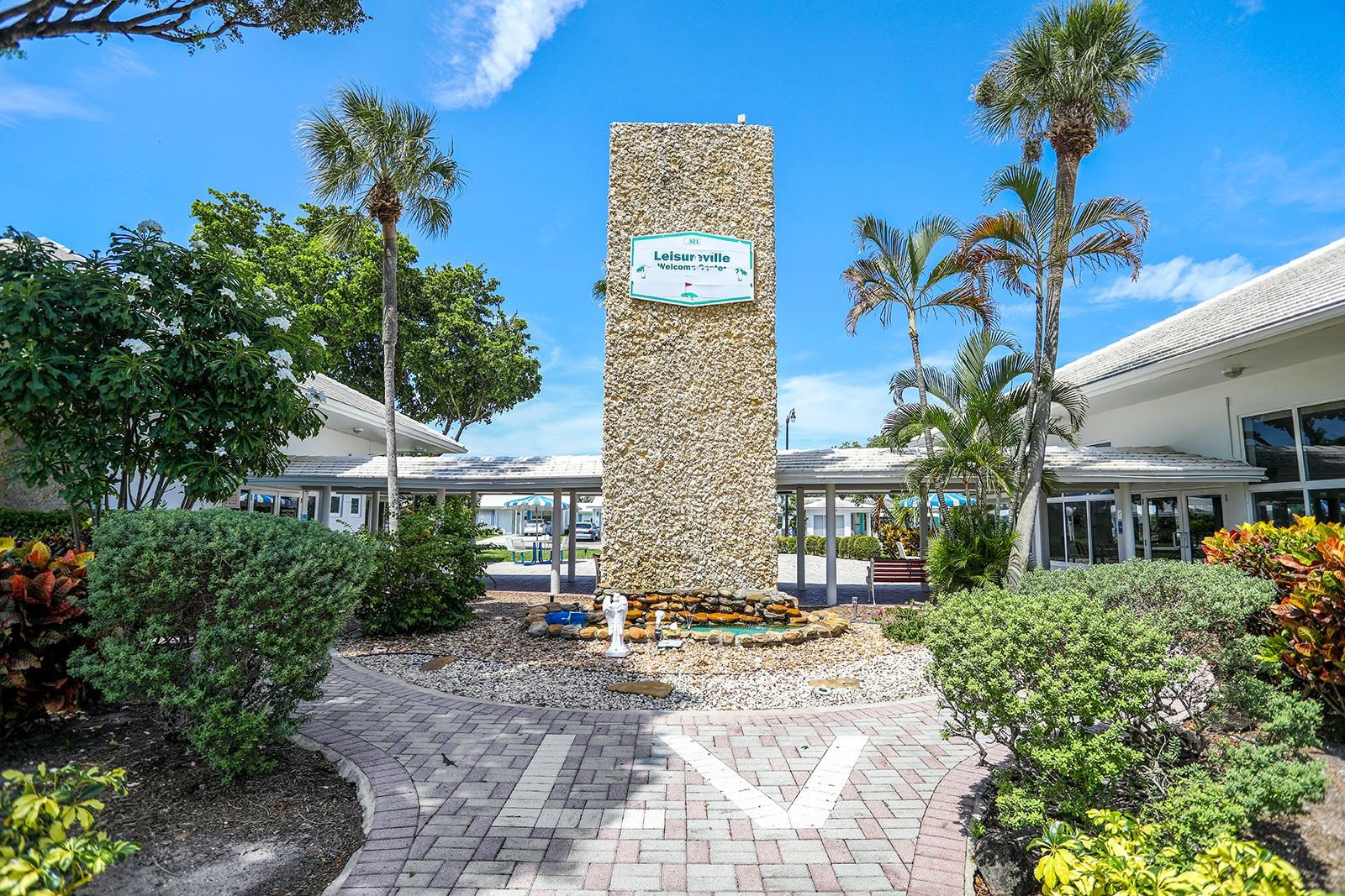 2700 W Golf Blvd 251