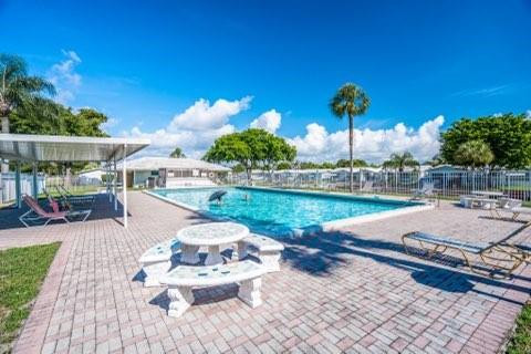 2700 W Golf Blvd 251