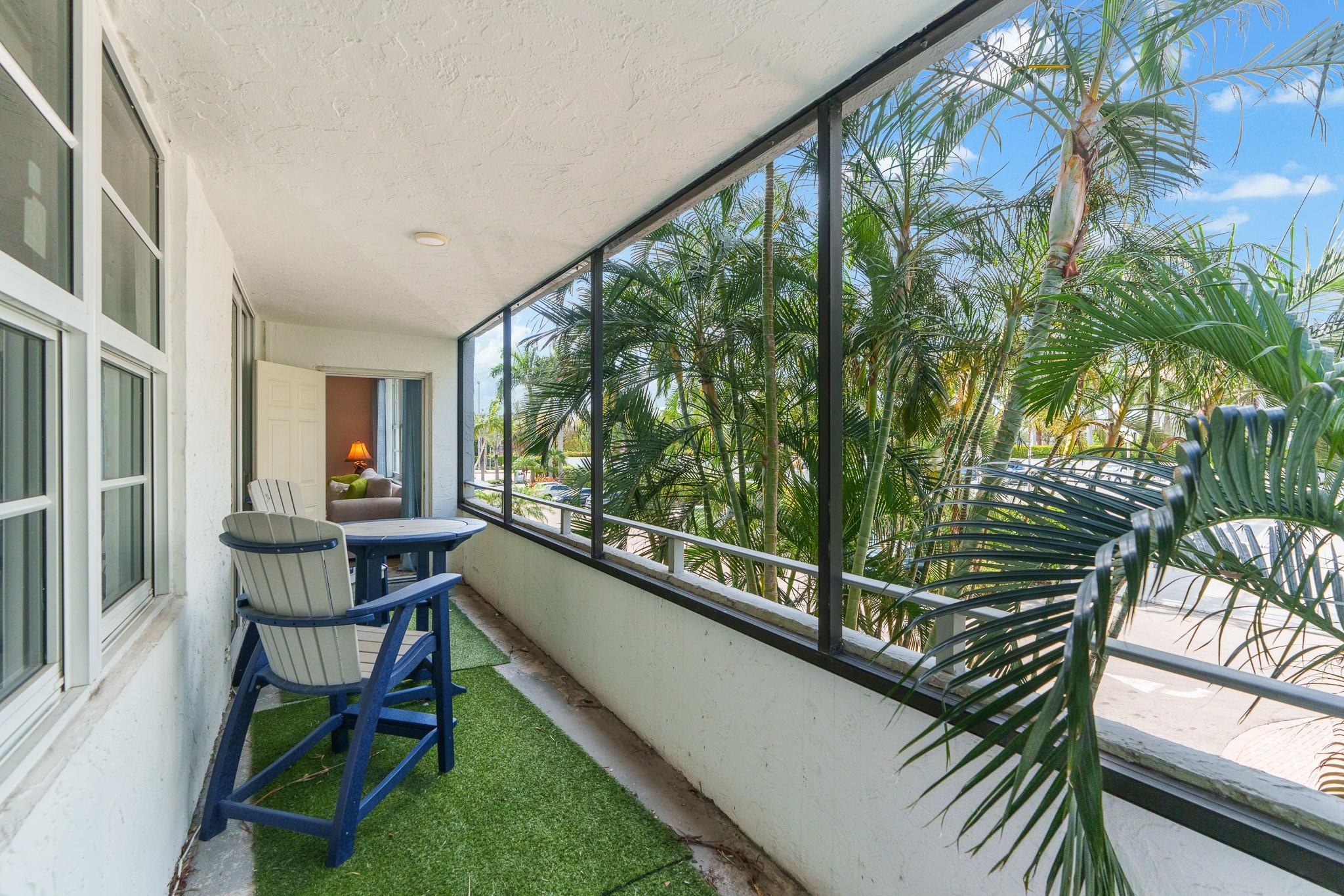 1160 N Federal Hwy 221