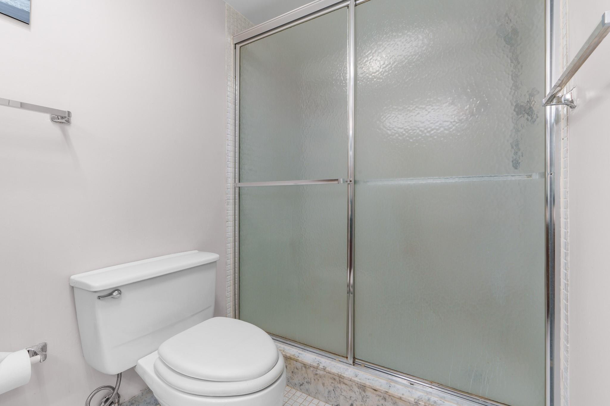 1160 N Federal Hwy 221