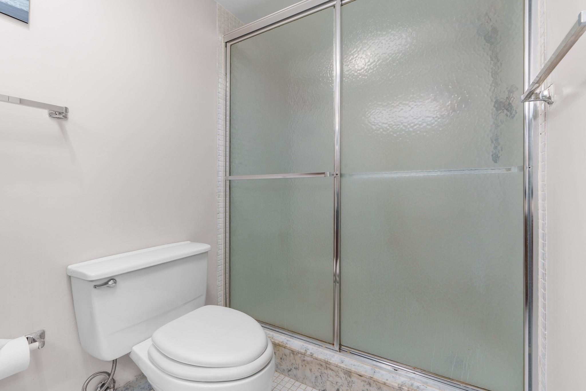 1160 N Federal Hwy 221