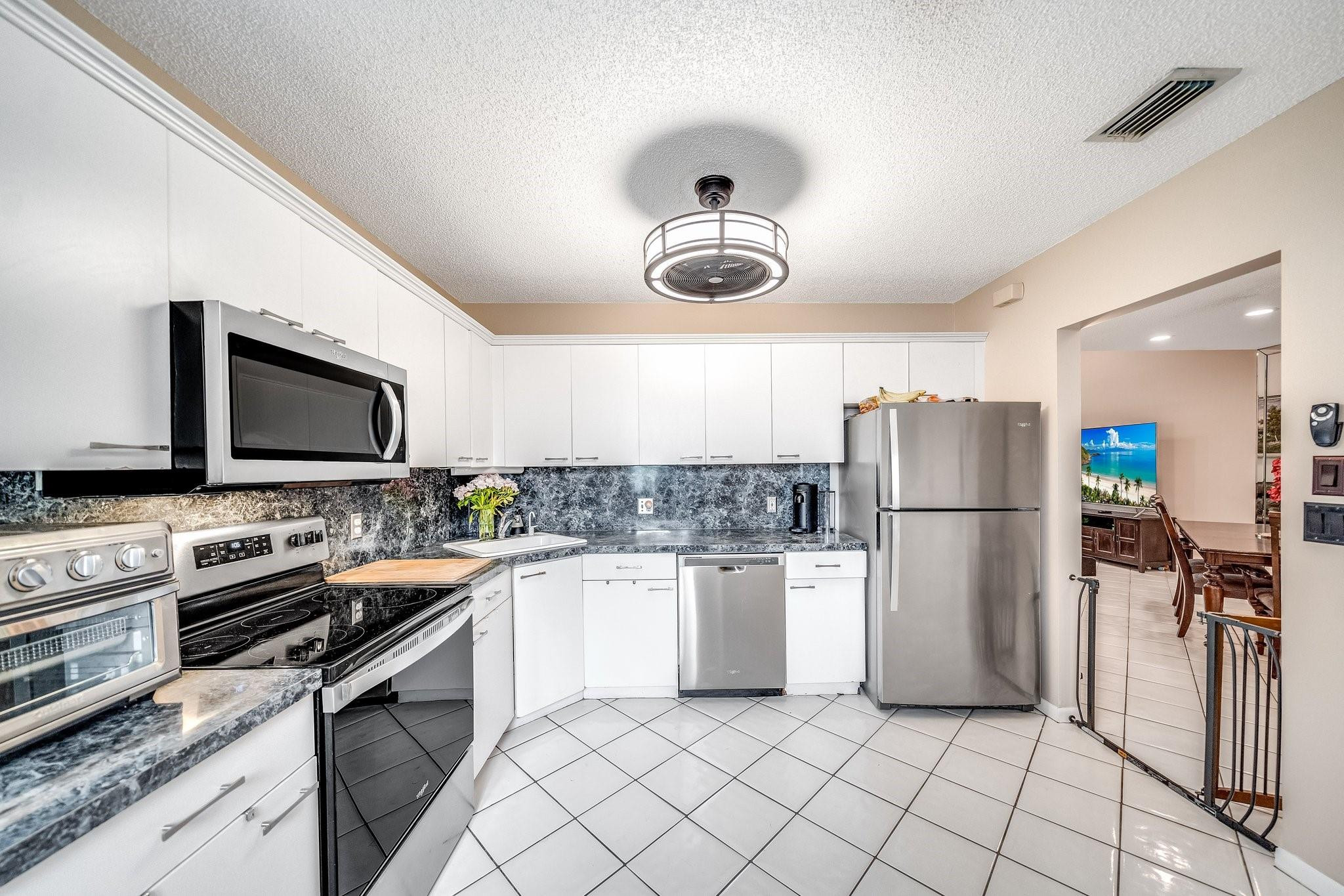4400 NW 30th Street 421