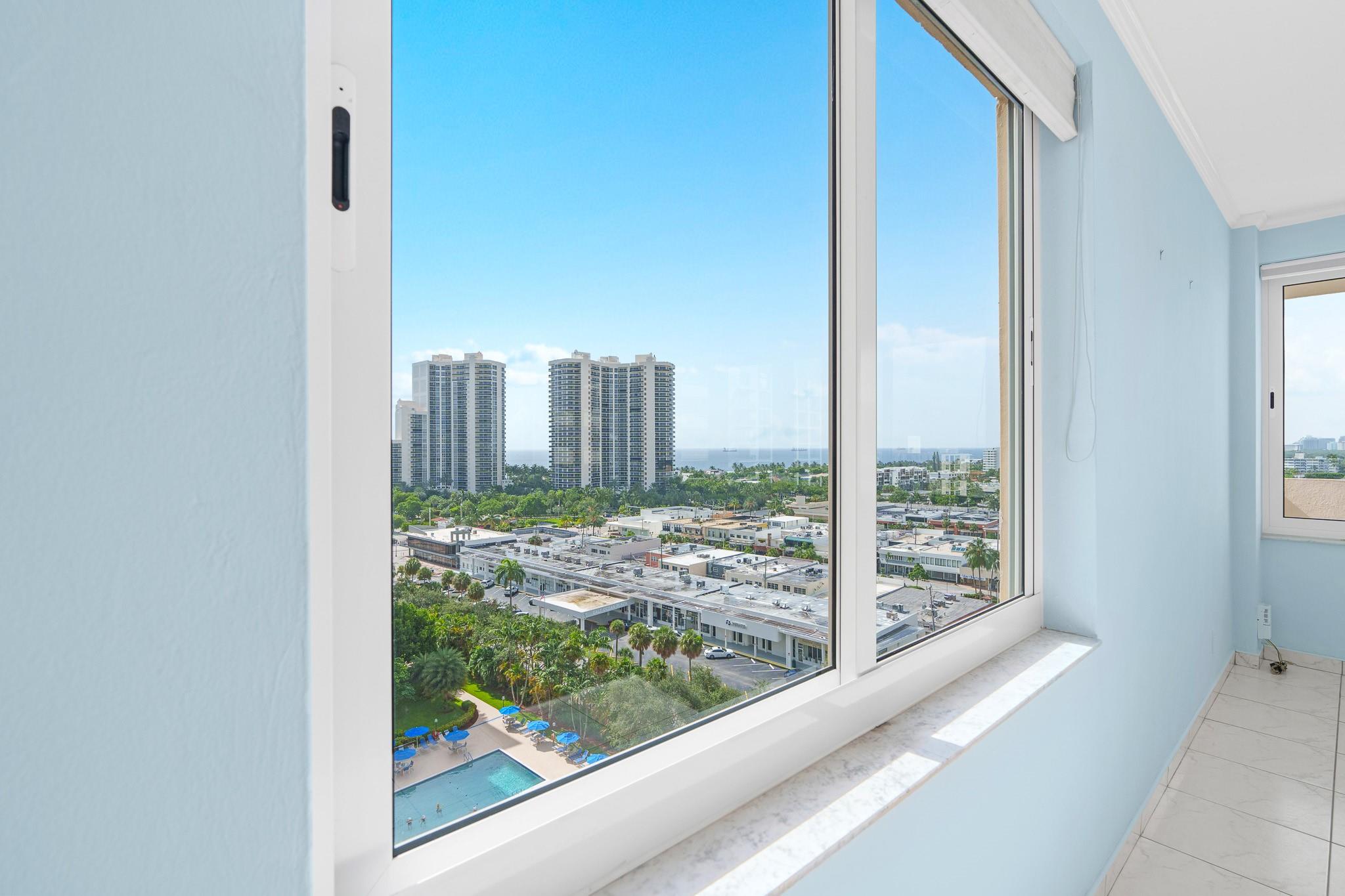 3233 NE 34th St 1409