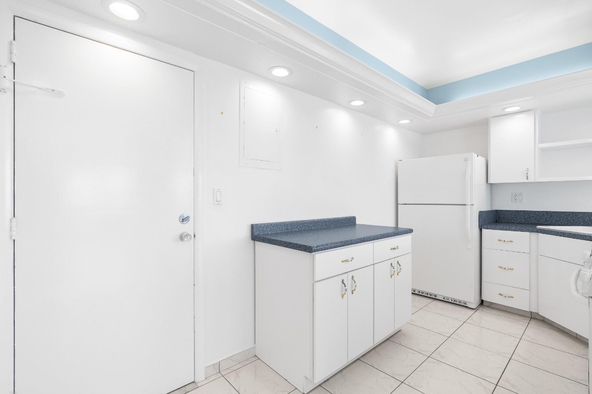 3233 NE 34th St 1409