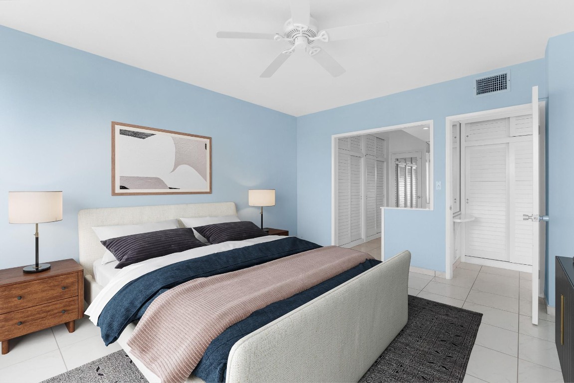 3233 NE 34th St 1409