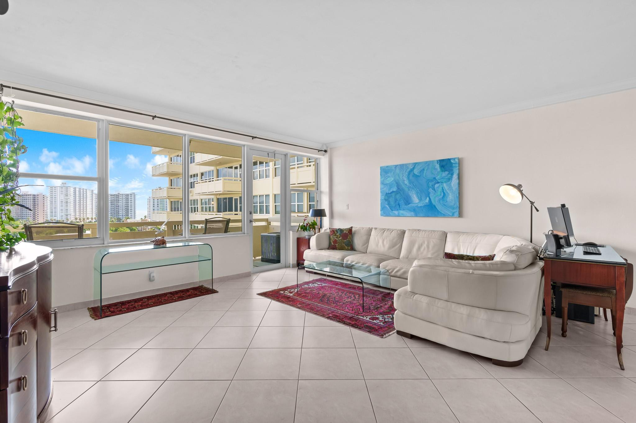 3200 NE 36th St 911